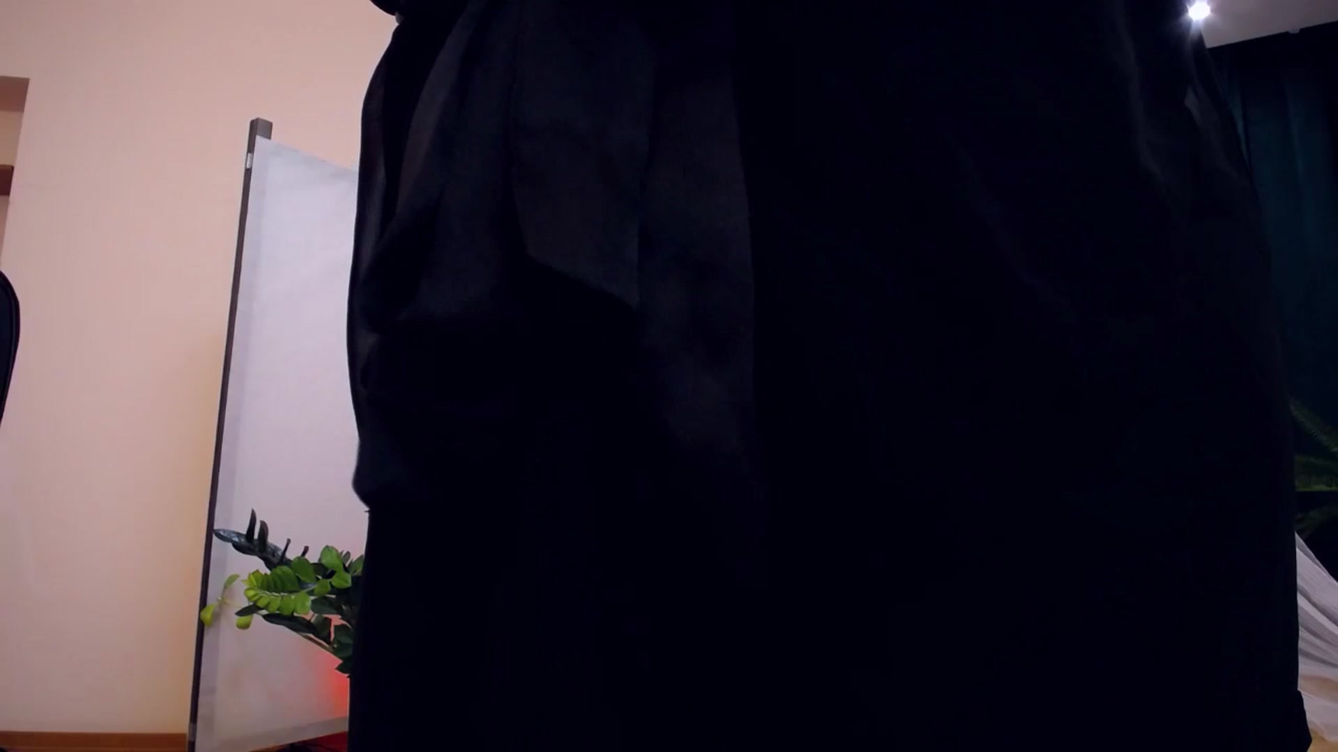 Gallery image thumbnail from AdmireMyEyes's myfreecams stream on, 08/21/2024, 05:32 image 8 of 20