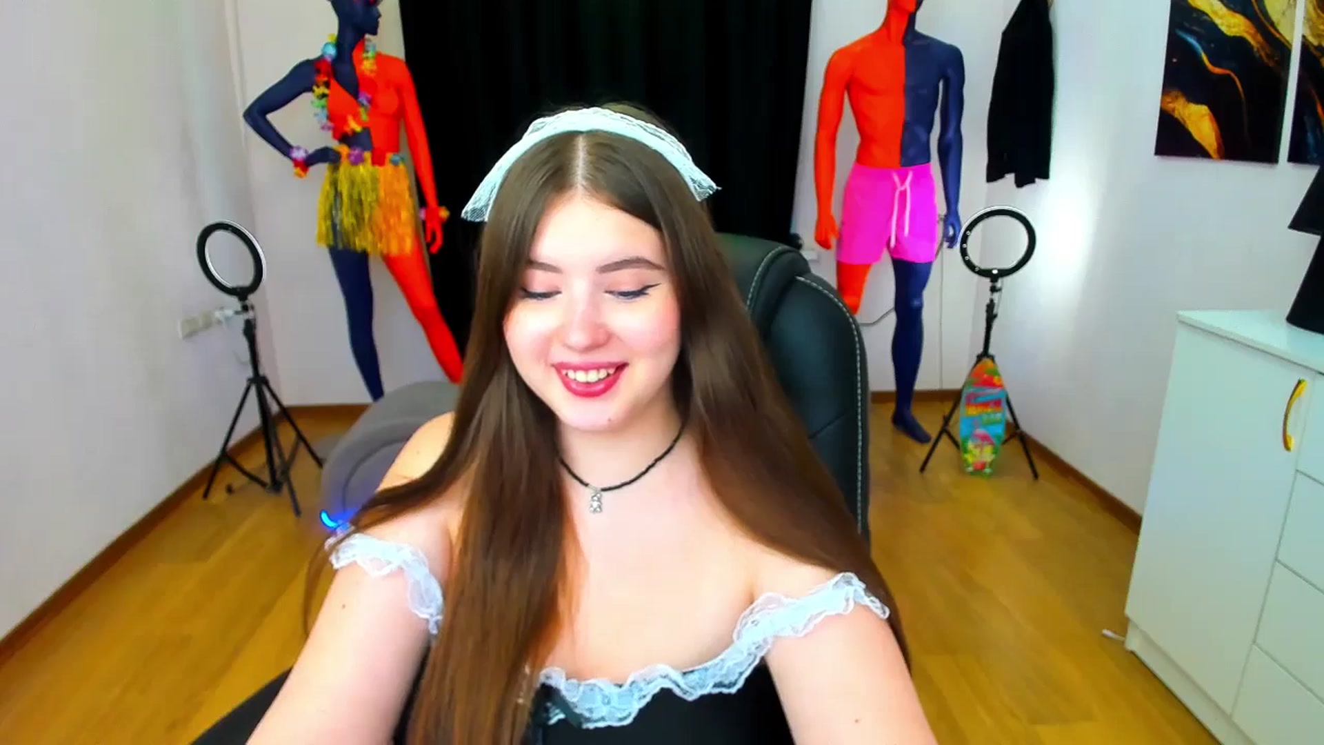 Gallery image thumbnail from AdmireMyEyes's myfreecams stream on, 08/22/2024, 08:44 image 4 of 20