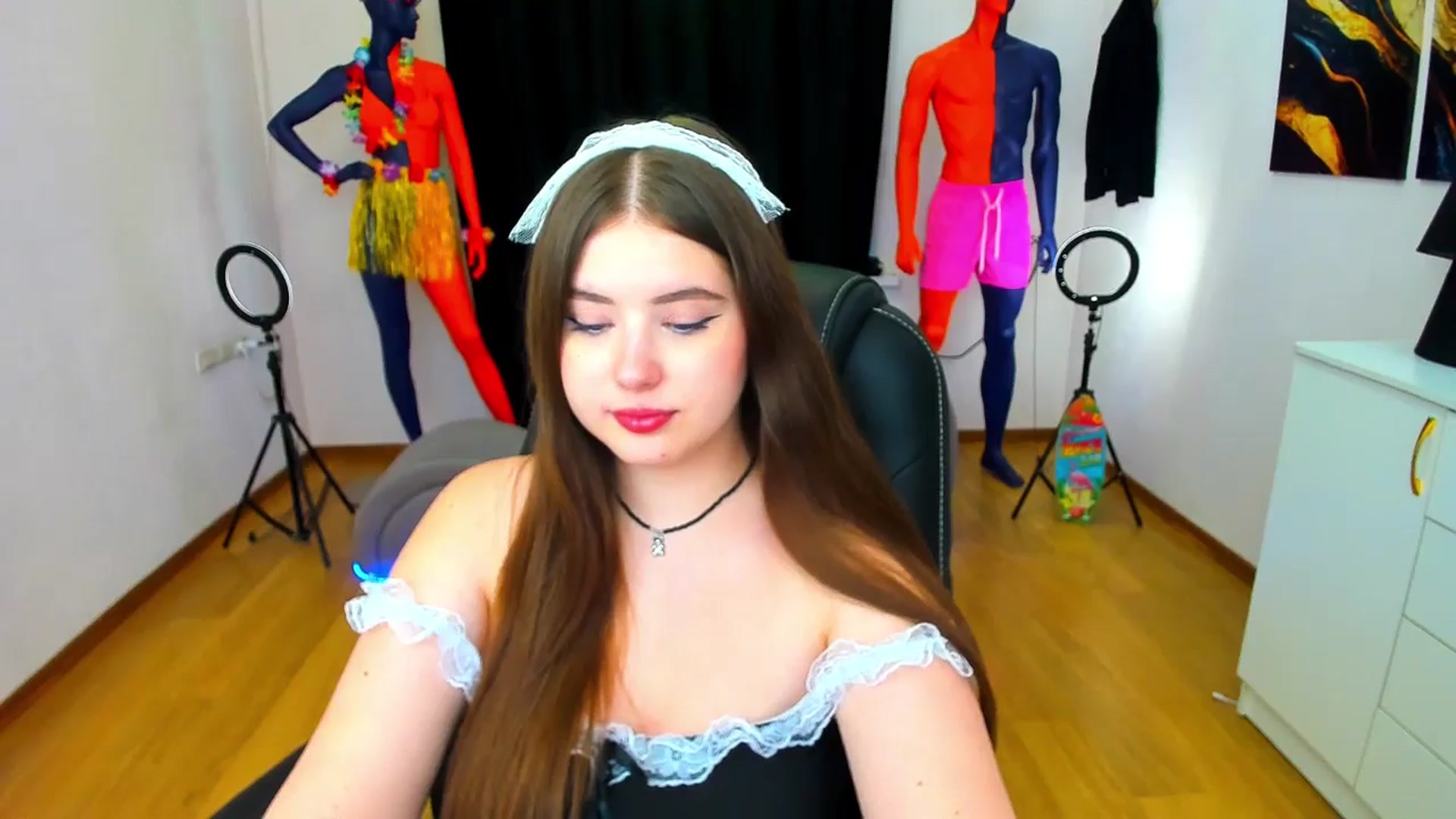 Gallery image thumbnail from AdmireMyEyes's myfreecams stream on, 08/22/2024, 08:44 image 2 of 20