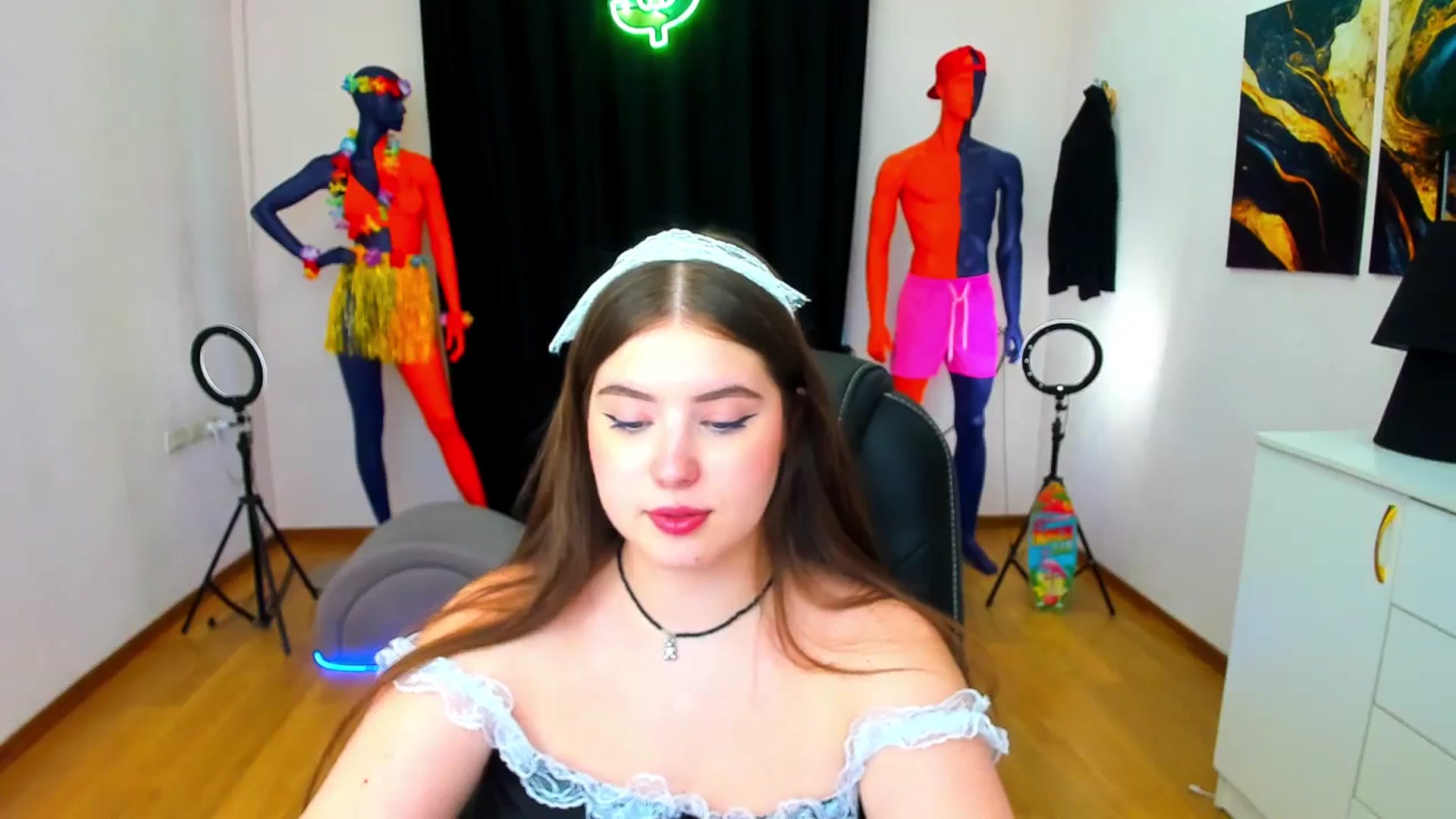 Gallery image thumbnail from AdmireMyEyes's myfreecams stream on, 08/22/2024, 09:47 image 3 of 20
