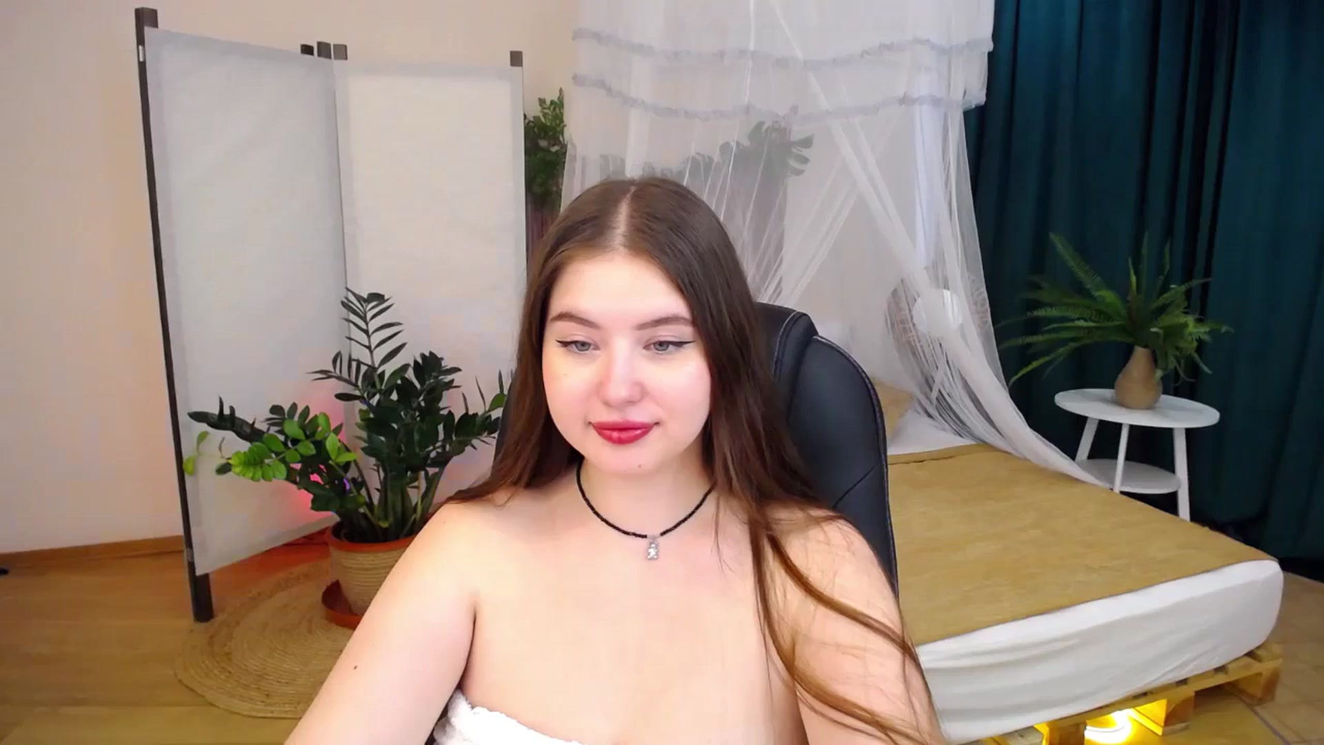 Gallery image thumbnail from AdmireMyEyes's myfreecams stream on, 08/23/2024, 08:40 image 19 of 20