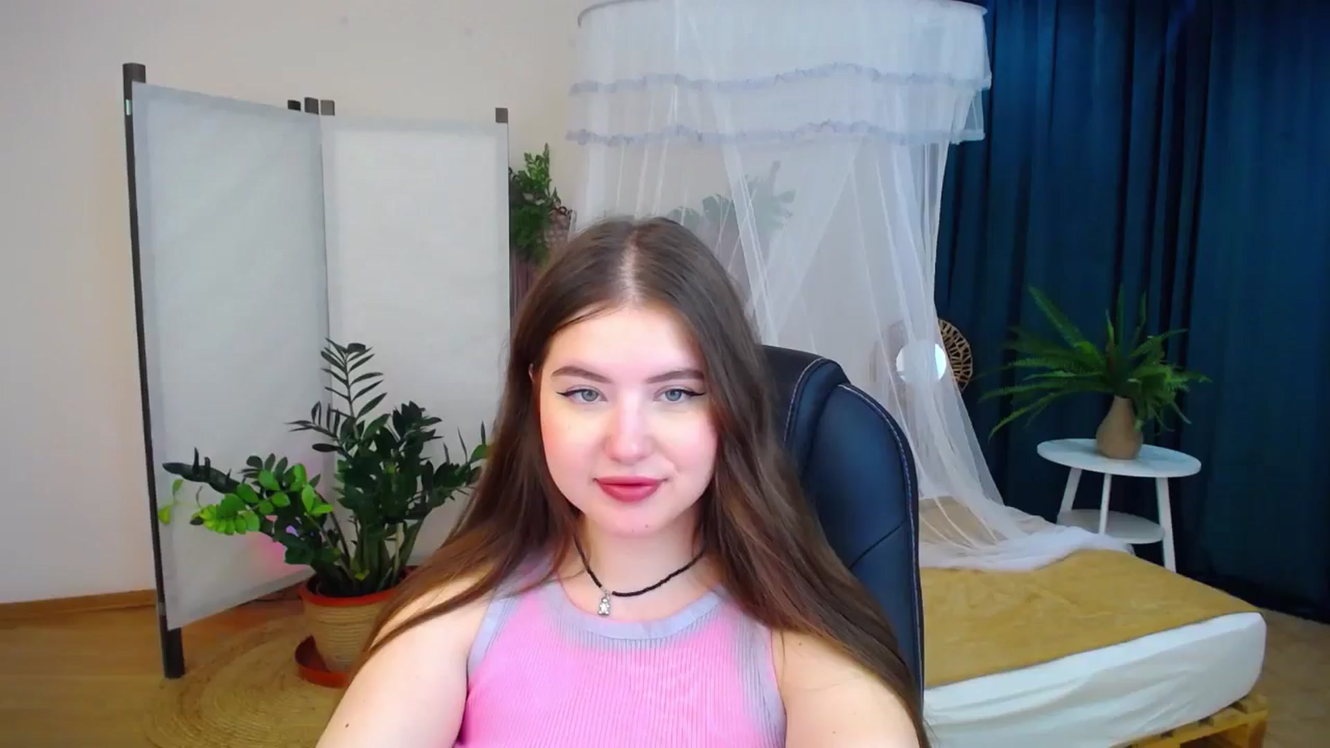 Gallery image thumbnail from AdmireMyEyes's myfreecams stream on, 08/27/2024, 05:25 image 17 of 20