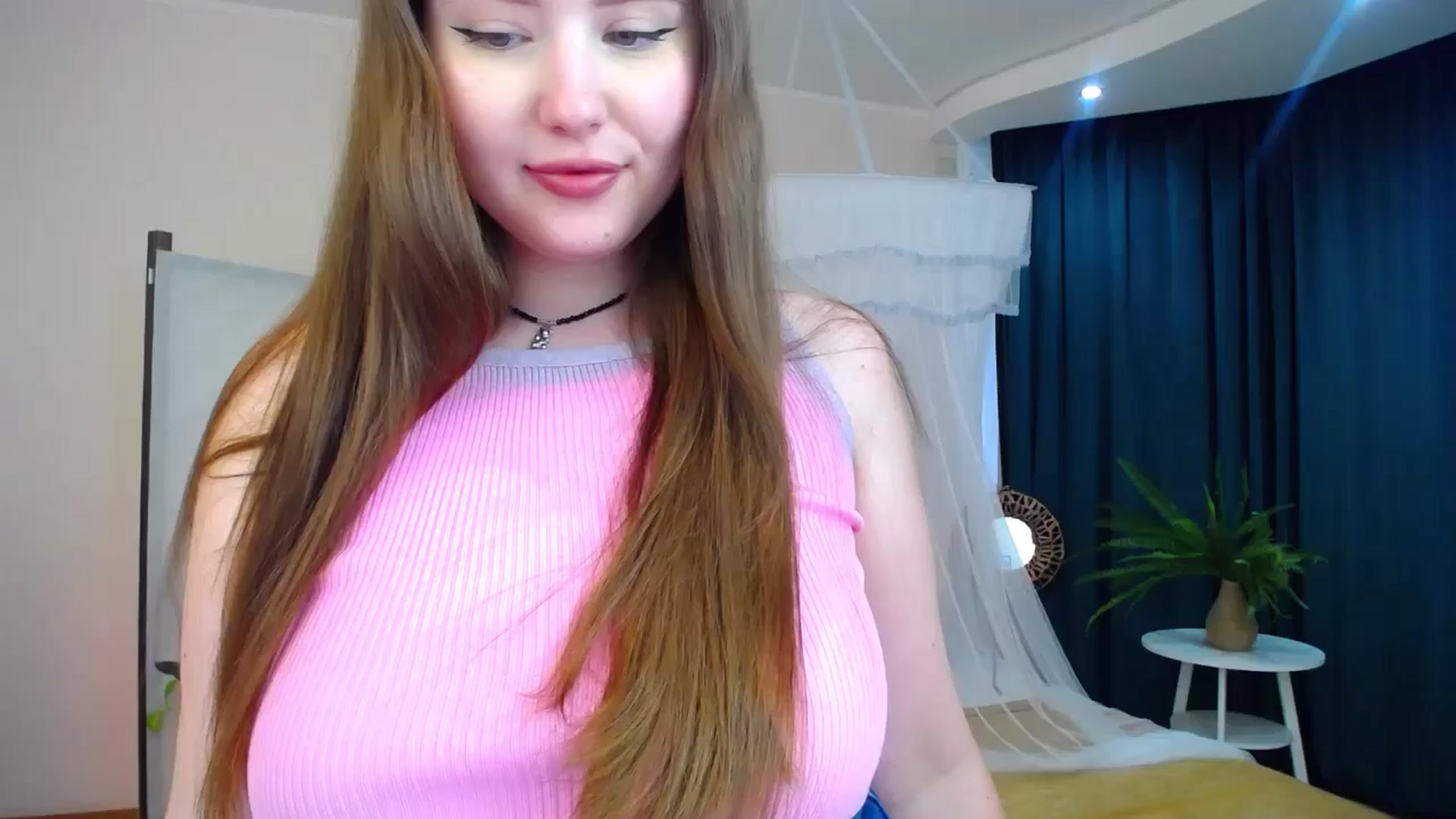 Gallery image thumbnail from AdmireMyEyes's myfreecams stream on, 08/27/2024, 09:18 image 17 of 20