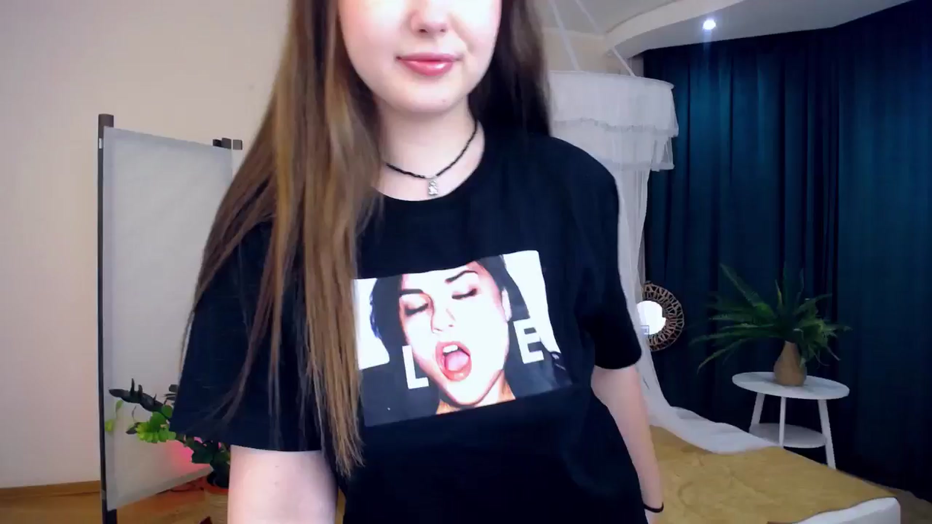 Gallery image thumbnail from AdmireMyEyes's myfreecams stream on, 08/28/2024, 19:19 image 18 of 20