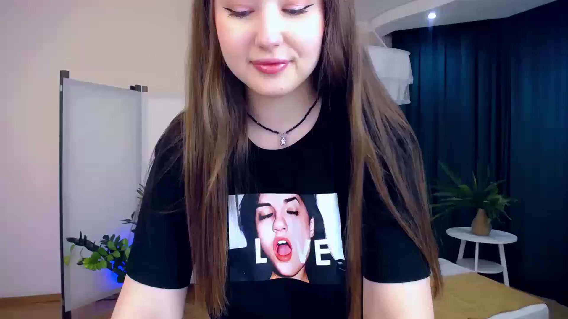 Gallery image thumbnail from AdmireMyEyes's myfreecams stream on, 08/28/2024, 19:19 image 19 of 20