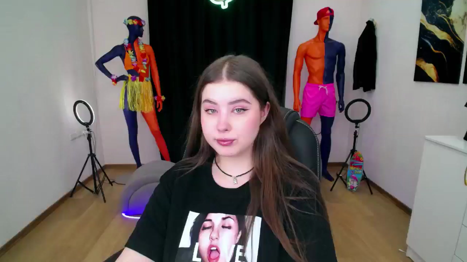 Gallery image thumbnail from AdmireMyEyes's myfreecams stream on, 08/28/2024, 19:46 image 8 of 20