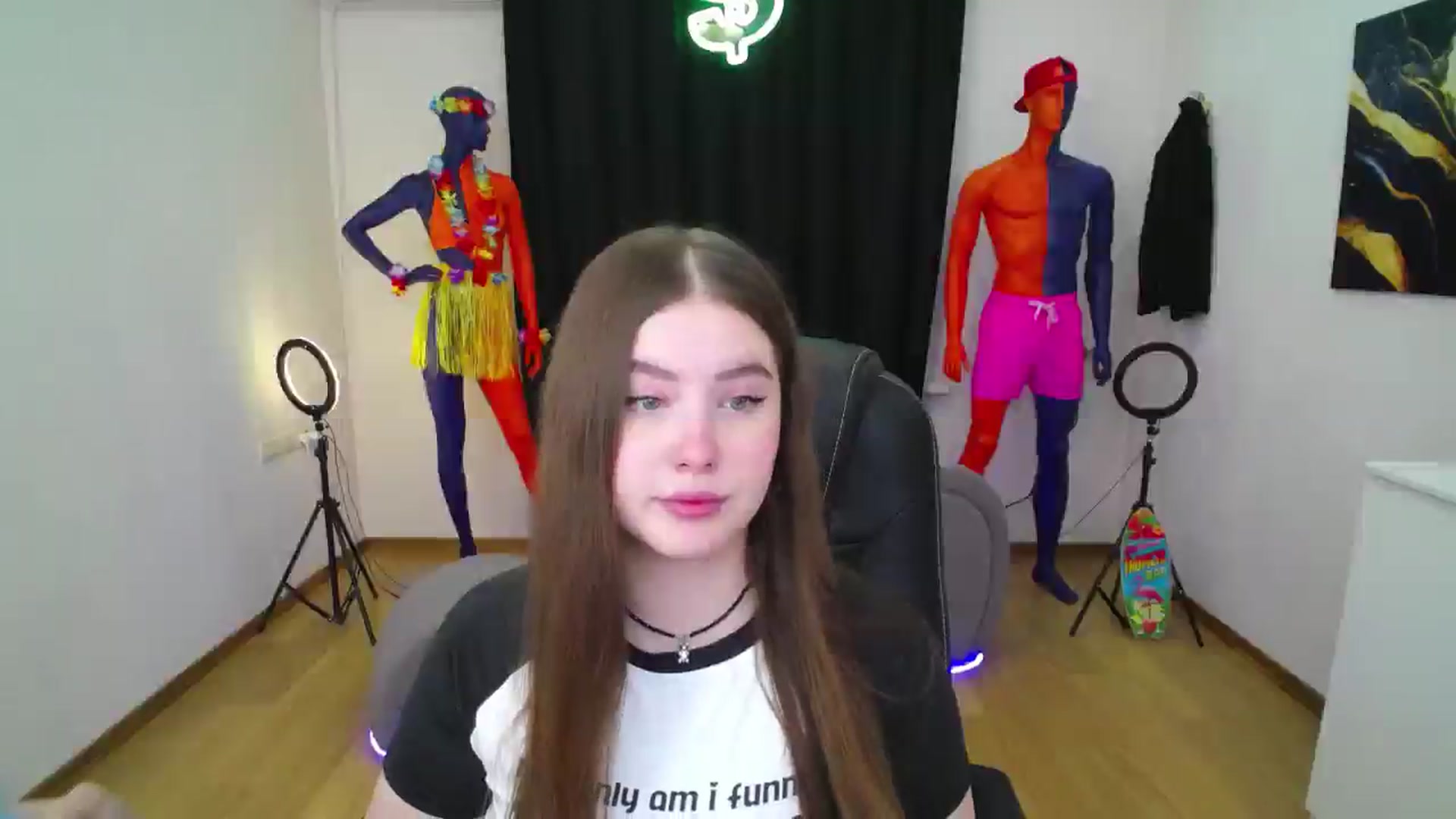 Gallery image thumbnail from AdmireMyEyes's myfreecams stream on, 08/31/2024, 18:33 image 19 of 20