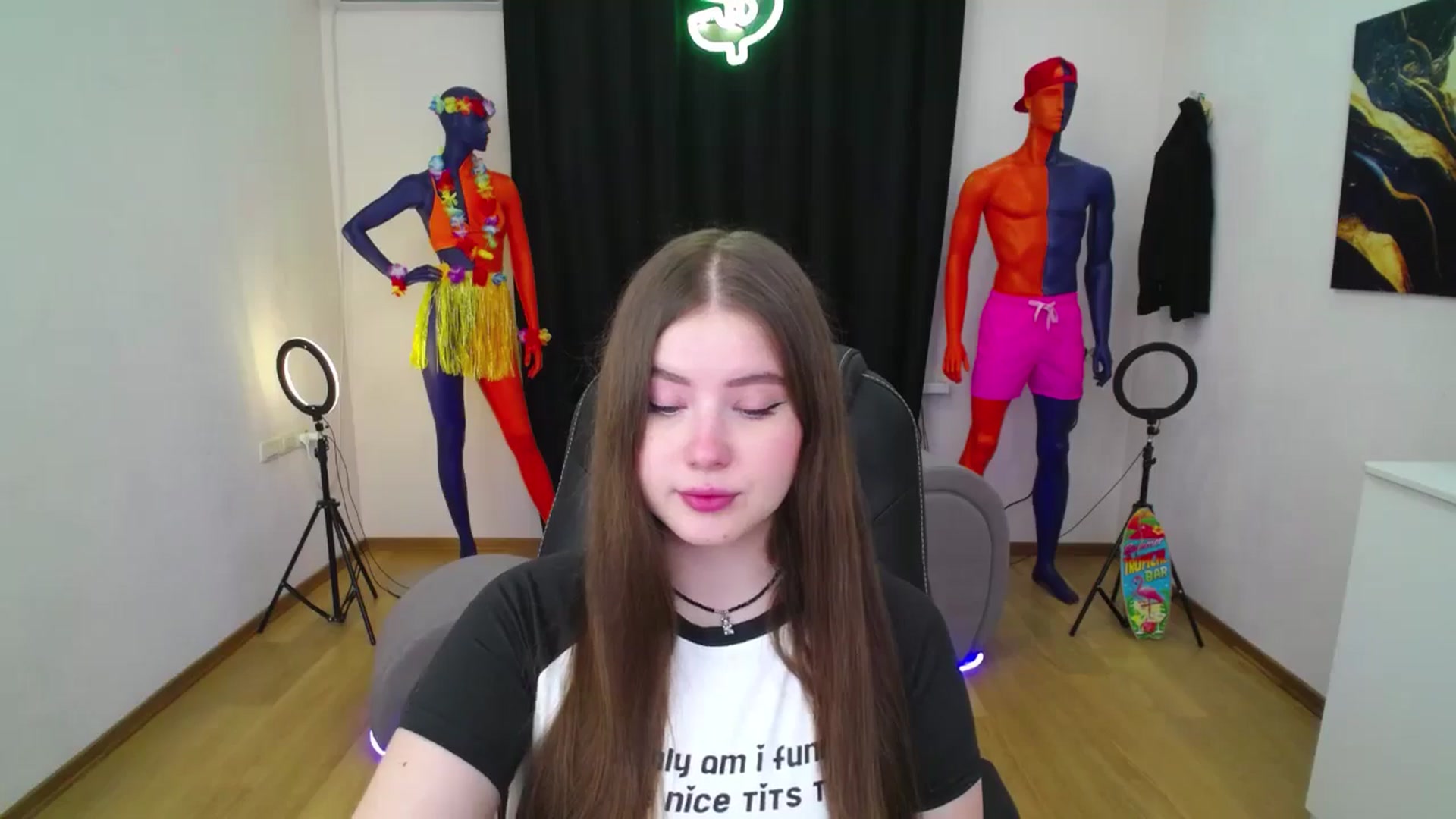 Gallery image thumbnail from AdmireMyEyes's myfreecams stream on, 08/31/2024, 18:33 image 20 of 20