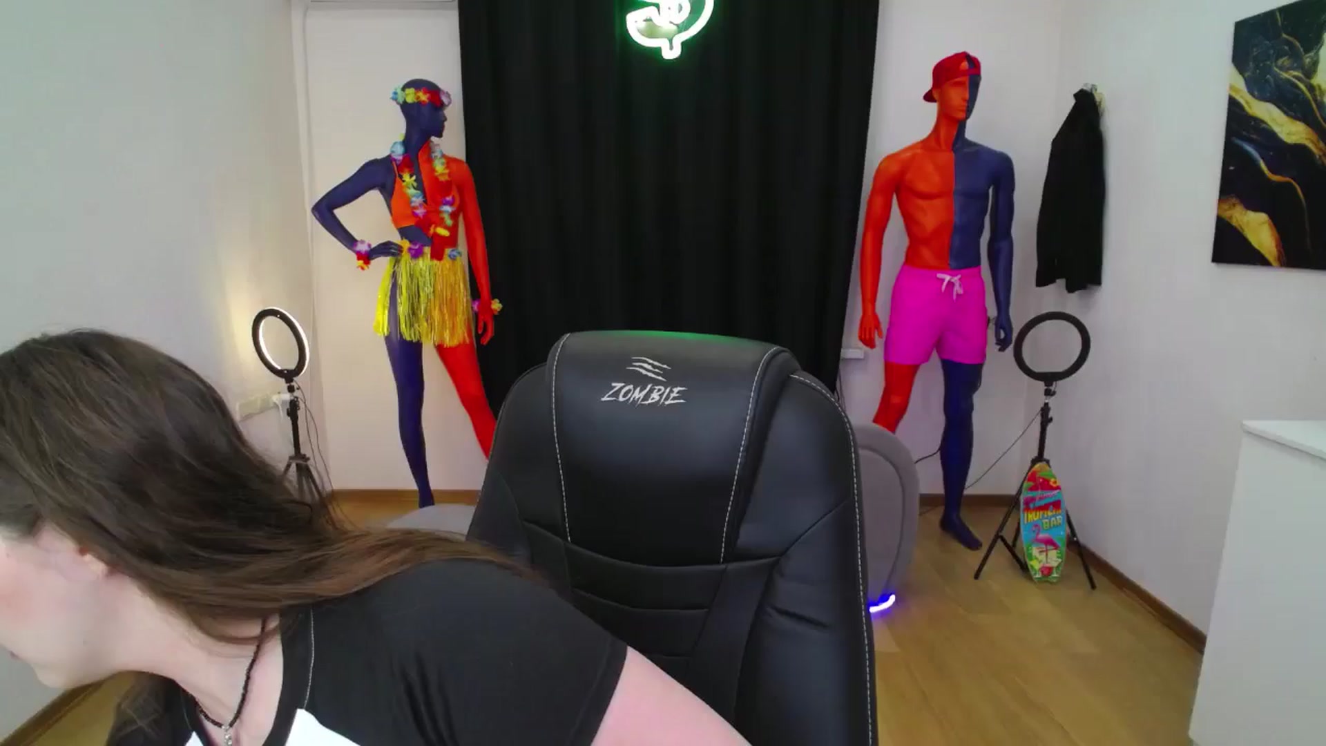 Gallery image thumbnail from AdmireMyEyes's myfreecams stream on, 08/31/2024, 18:33 image 1 of 20