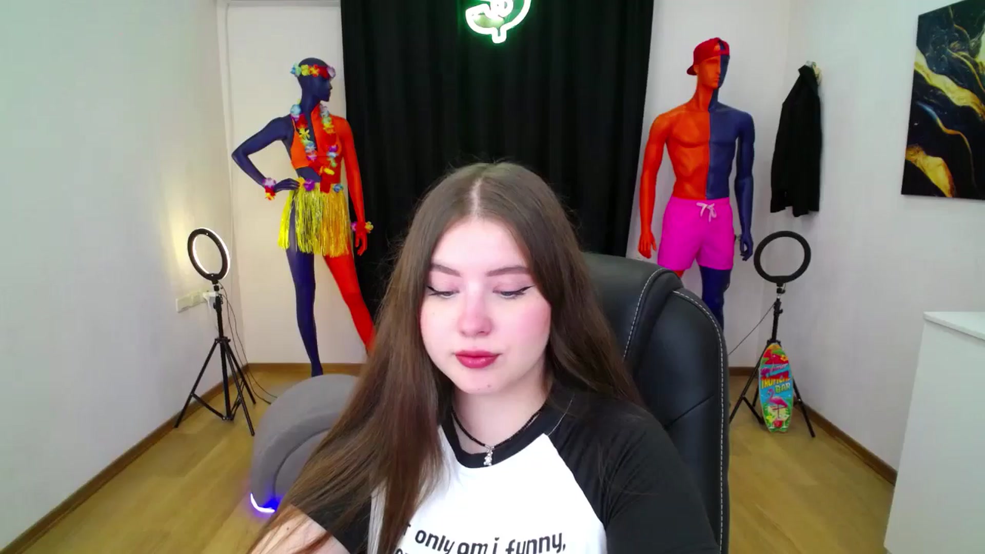 Gallery image thumbnail from AdmireMyEyes's myfreecams stream on, 08/31/2024, 18:59 image 2 of 20