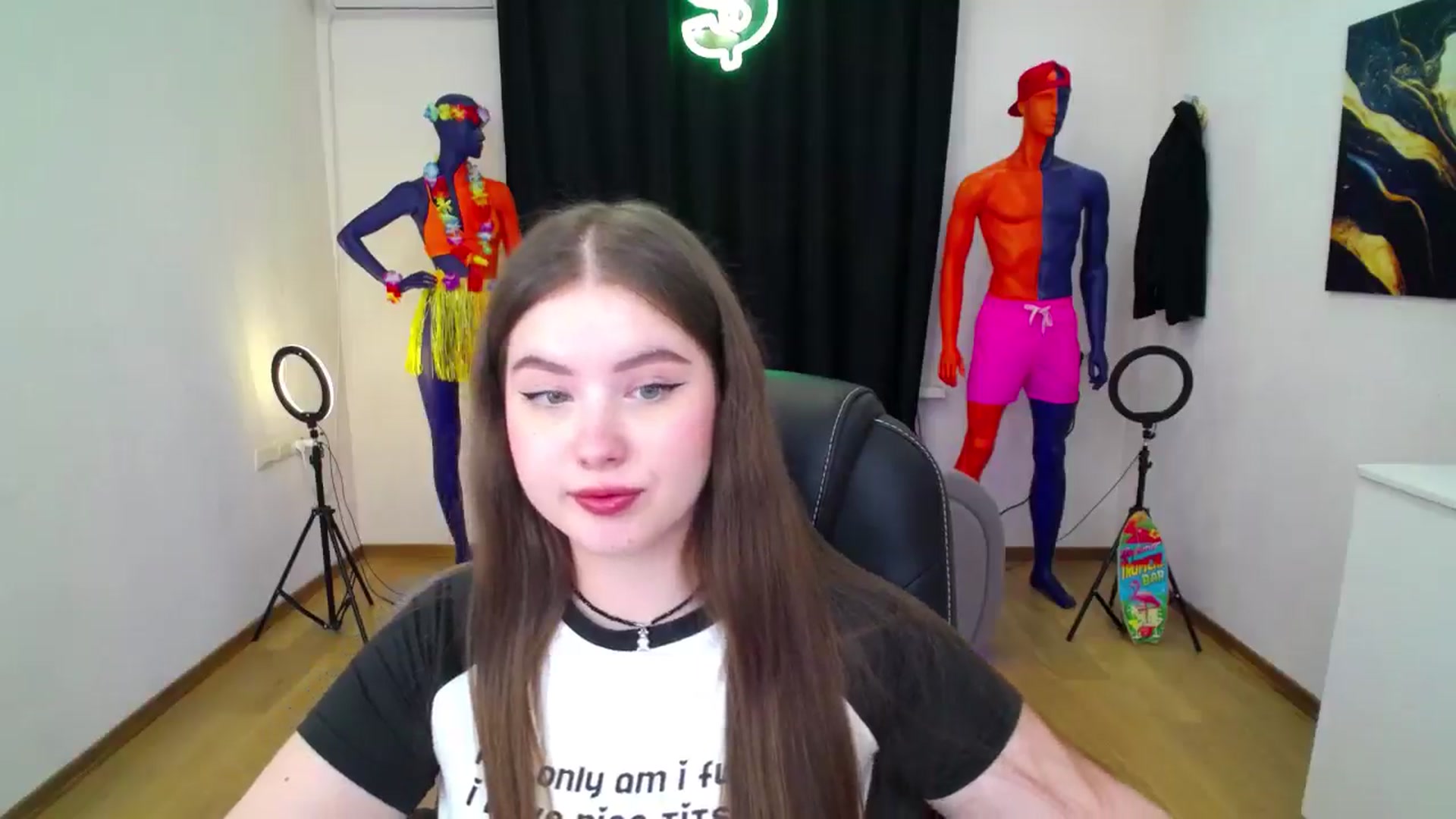 Gallery image thumbnail from AdmireMyEyes's myfreecams stream on, 08/31/2024, 20:44 image 16 of 20