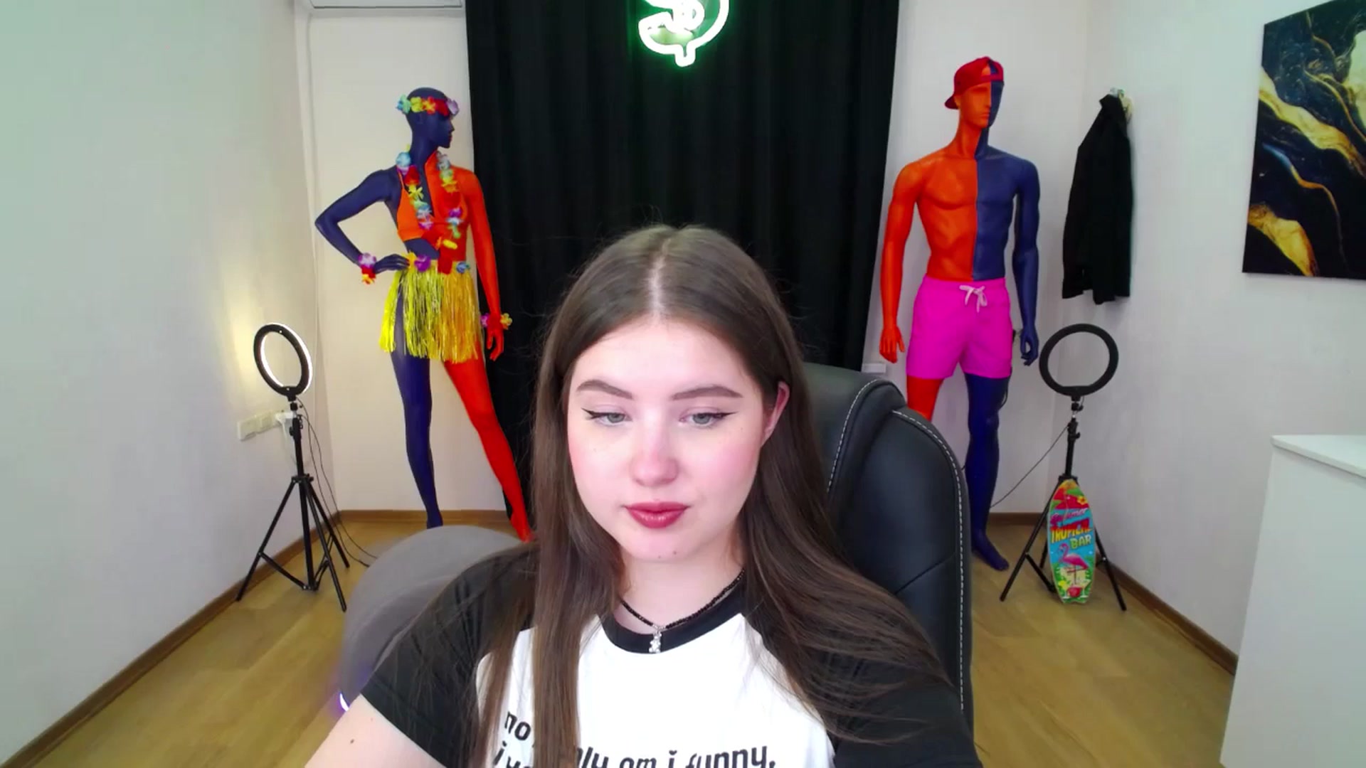 Gallery image thumbnail from AdmireMyEyes's myfreecams stream on, 08/31/2024, 21:47 image 13 of 20