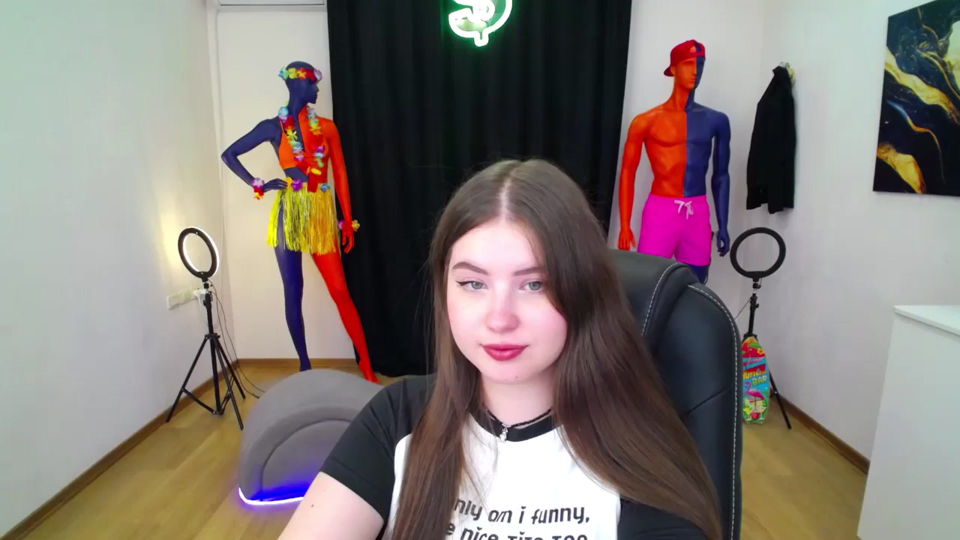 Gallery image thumbnail from AdmireMyEyes's myfreecams stream on, 08/31/2024, 23:13 image 2 of 20