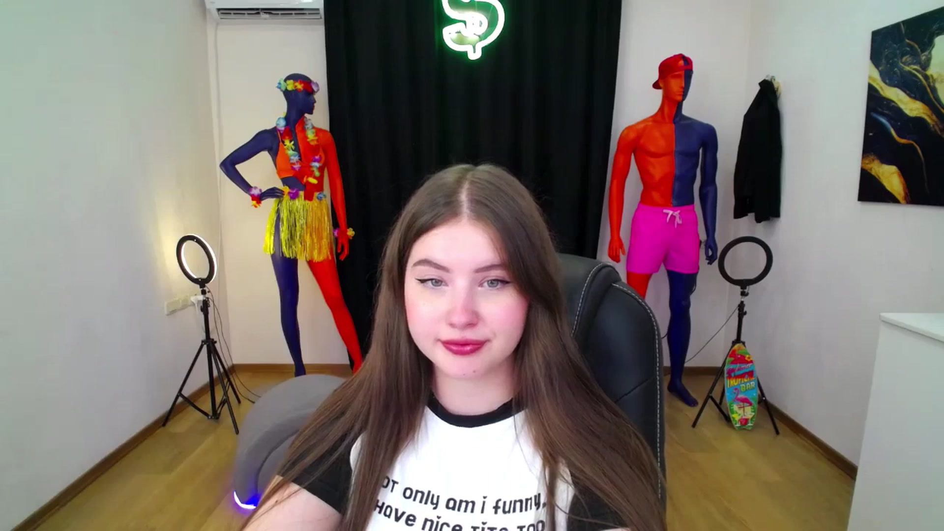 Gallery image thumbnail from AdmireMyEyes's myfreecams stream on, 08/31/2024, 23:13 image 13 of 20