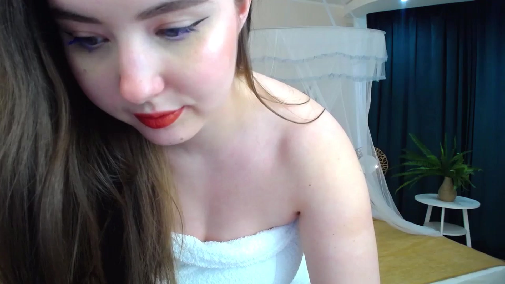 Gallery image thumbnail from AdmireMyEyes's myfreecams stream on, 09/04/2024, 09:47 image 17 of 20