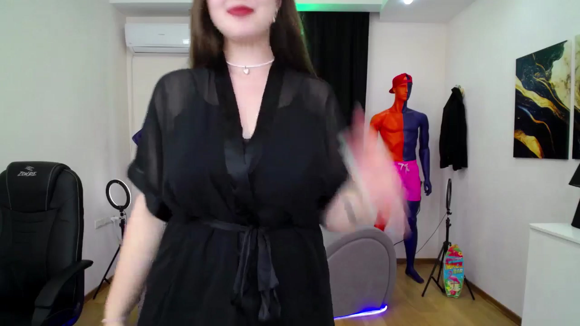 Gallery image thumbnail from AdmireMyEyes's myfreecams stream on, 09/06/2024, 07:04 image 7 of 20