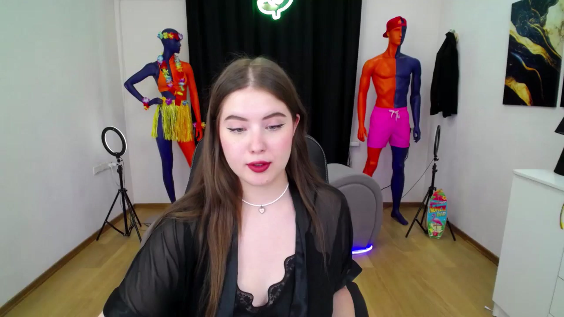 Gallery image thumbnail from AdmireMyEyes's myfreecams stream on, 09/06/2024, 07:04 image 4 of 20