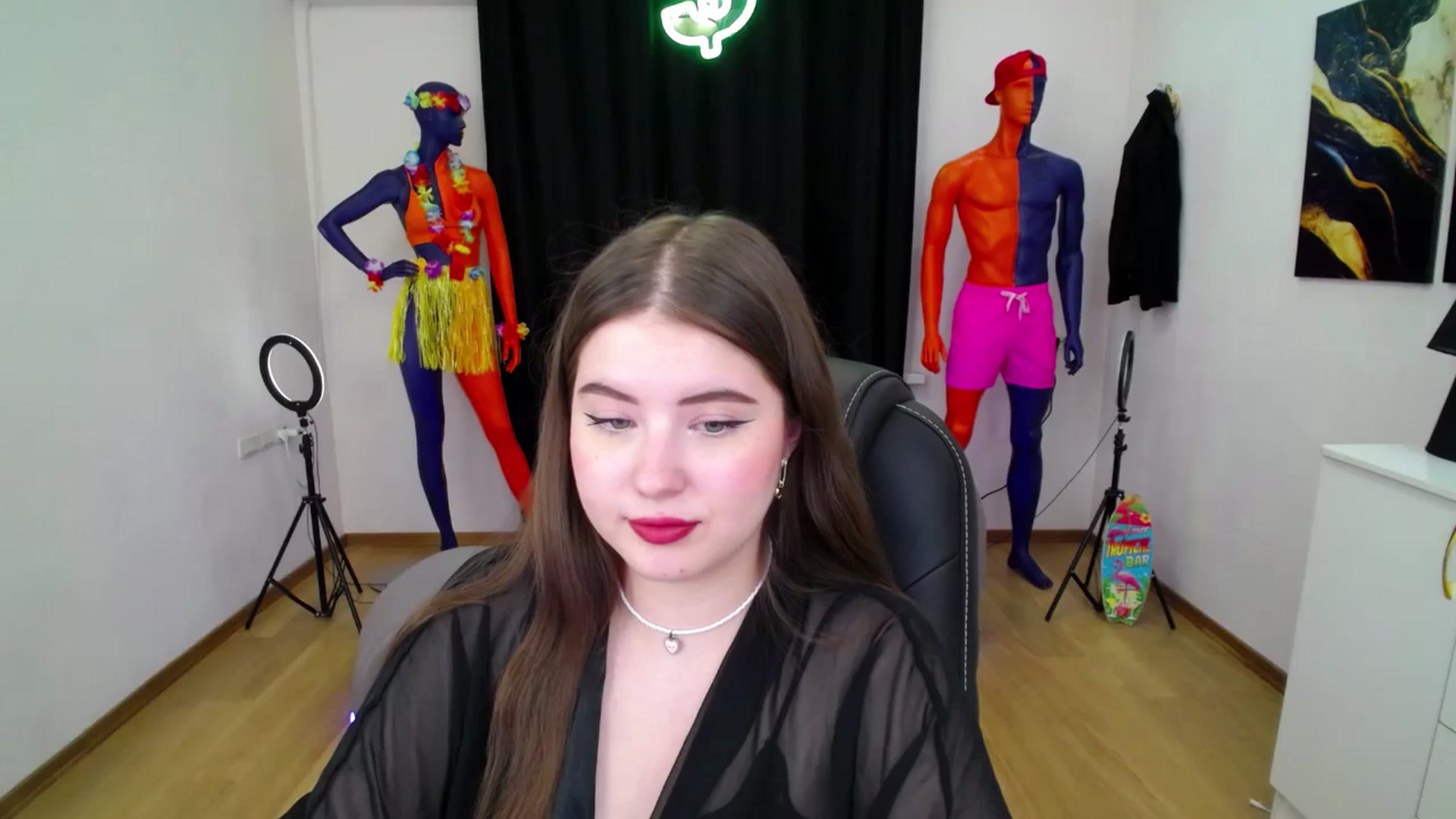 Gallery image thumbnail from AdmireMyEyes's myfreecams stream on, 09/06/2024, 07:37 image 14 of 20