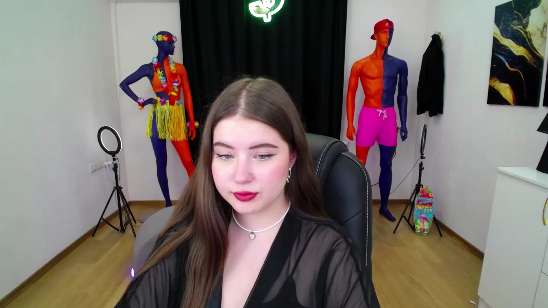 Gallery image thumbnail from AdmireMyEyes's myfreecams stream on, 09/06/2024, 07:37 image 6 of 20