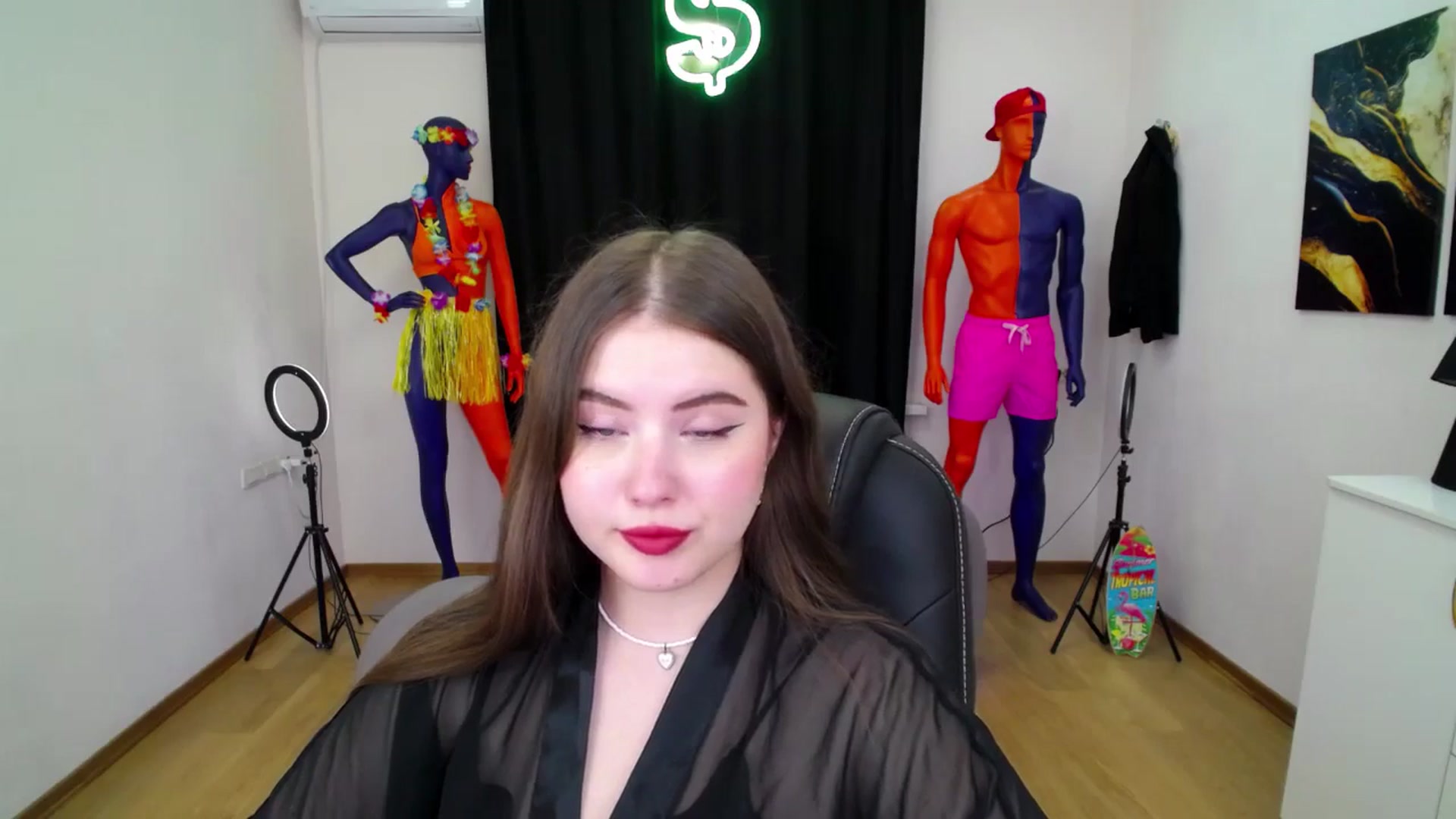 Gallery image thumbnail from AdmireMyEyes's myfreecams stream on, 09/06/2024, 09:06 image 16 of 20