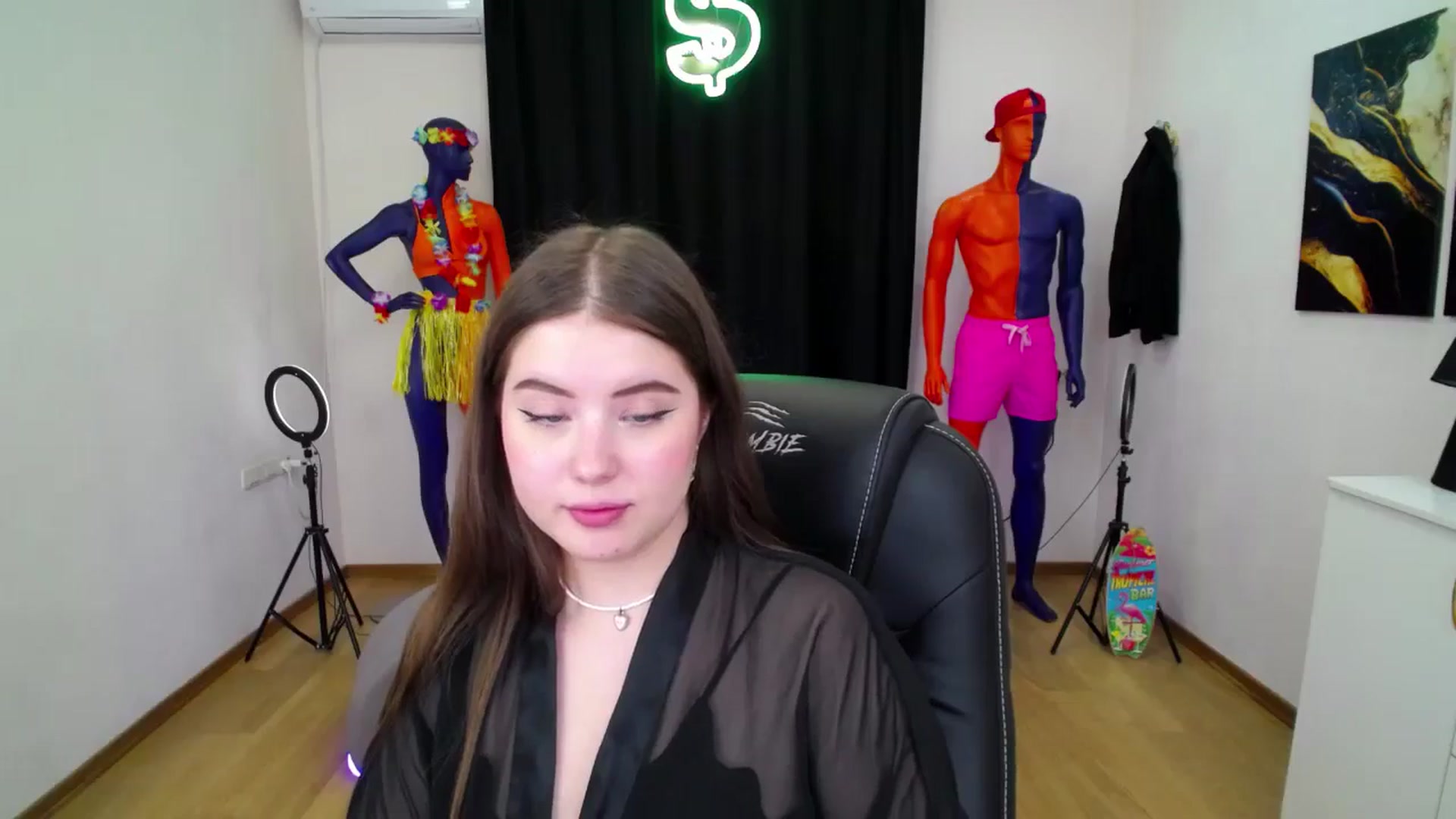 Gallery image thumbnail from AdmireMyEyes's myfreecams stream on, 09/06/2024, 09:06 image 4 of 20