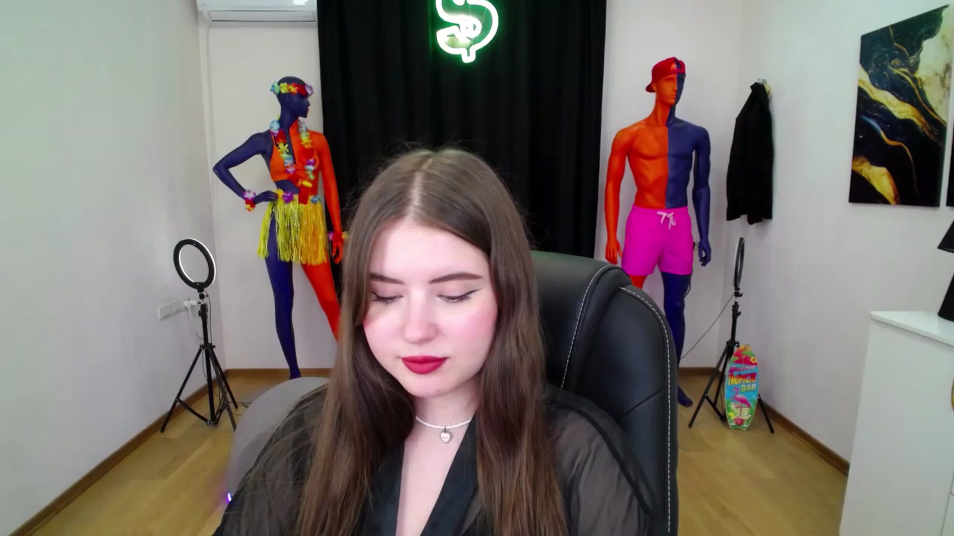 Gallery image thumbnail from AdmireMyEyes's myfreecams stream on, 09/06/2024, 09:06 image 10 of 20