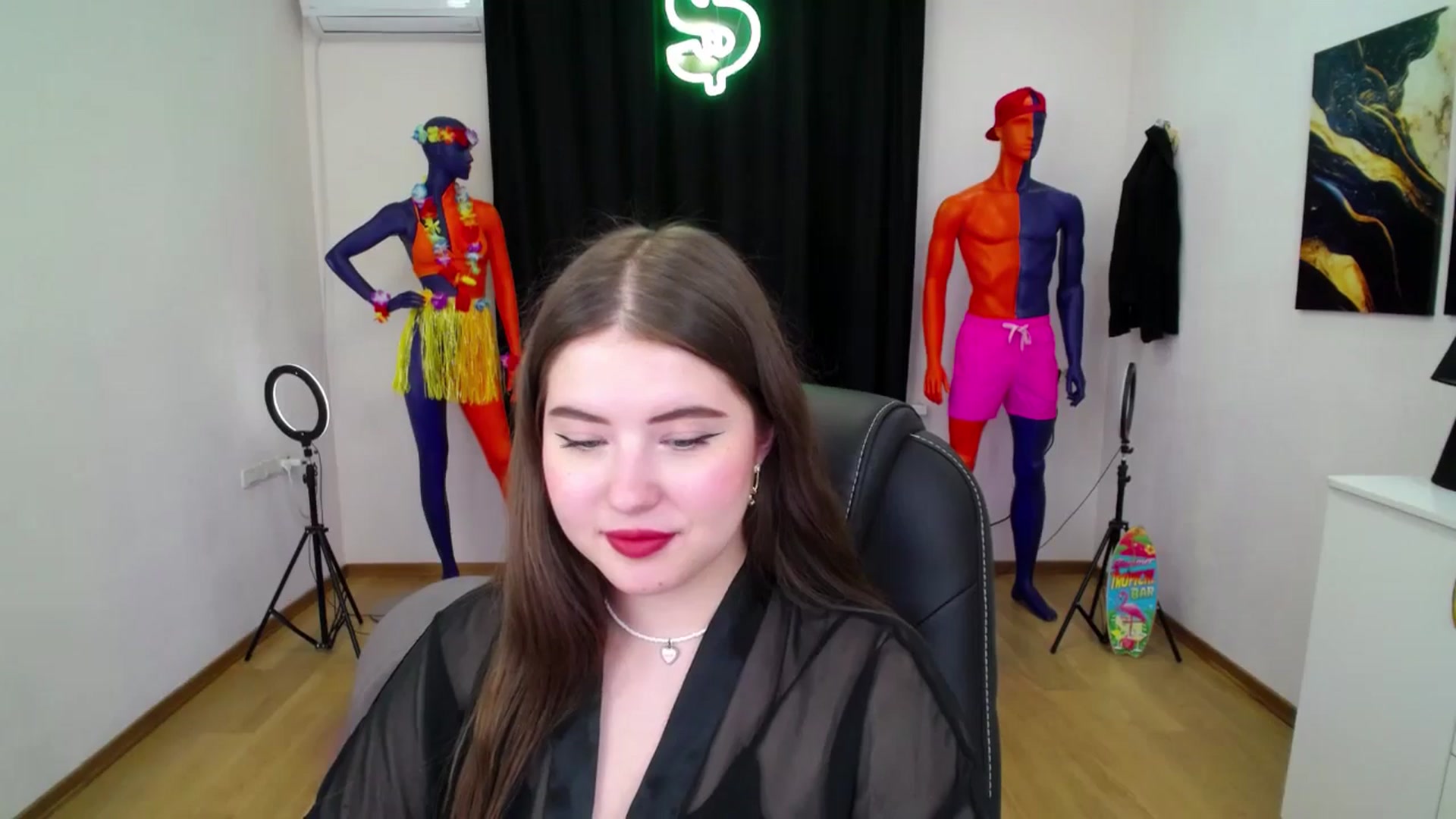 Gallery image thumbnail from AdmireMyEyes's myfreecams stream on, 09/06/2024, 09:06 image 9 of 20