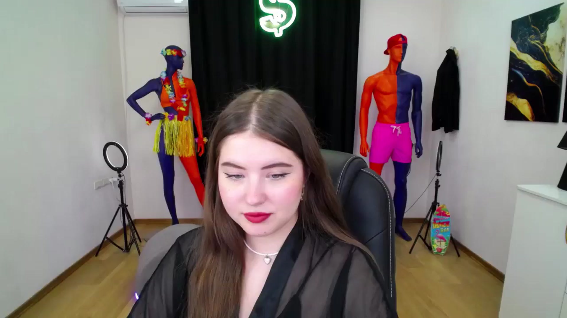 Gallery image thumbnail from AdmireMyEyes's myfreecams stream on, 09/06/2024, 09:06 image 13 of 20