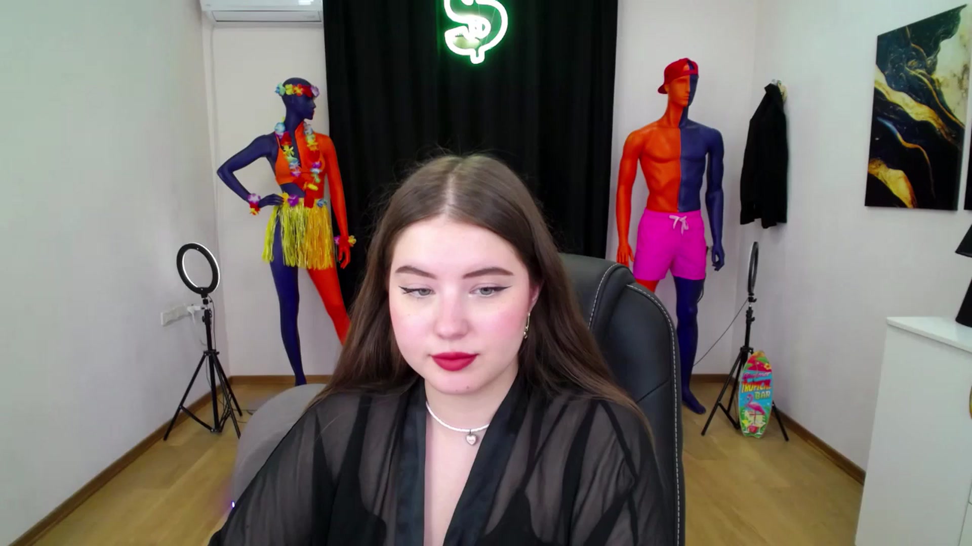 Gallery image thumbnail from AdmireMyEyes's myfreecams stream on, 09/06/2024, 09:06 image 6 of 20