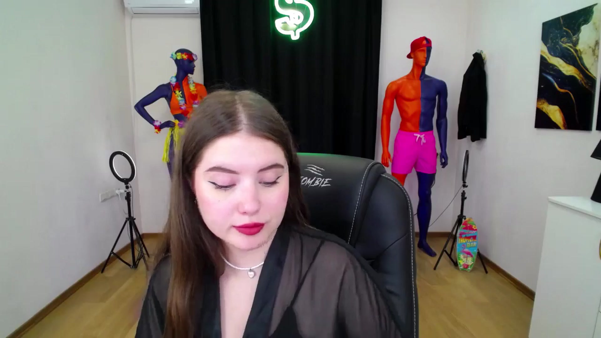 Gallery image thumbnail from AdmireMyEyes's myfreecams stream on, 09/06/2024, 09:06 image 5 of 20