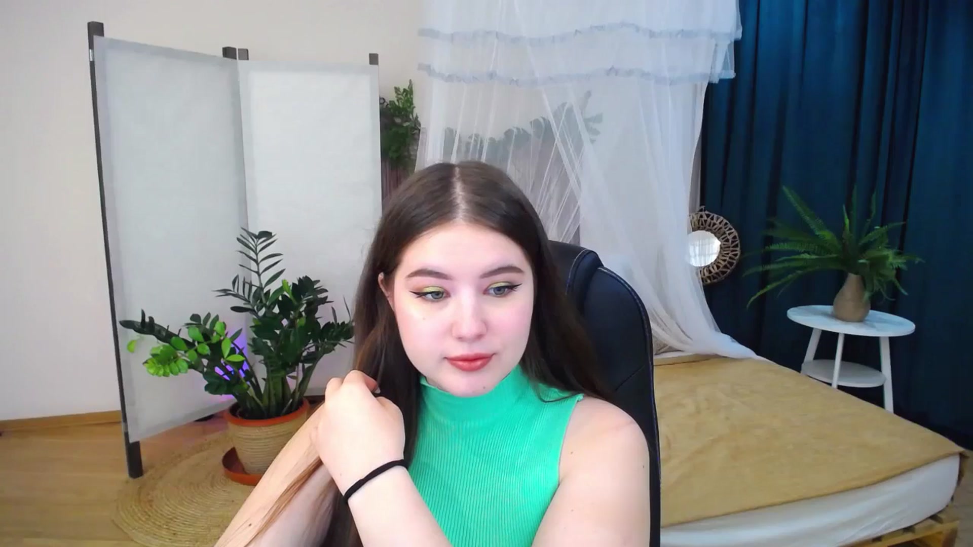 Gallery image thumbnail from AdmireMyEyes's myfreecams stream on, 09/09/2024, 19:47 image 8 of 20