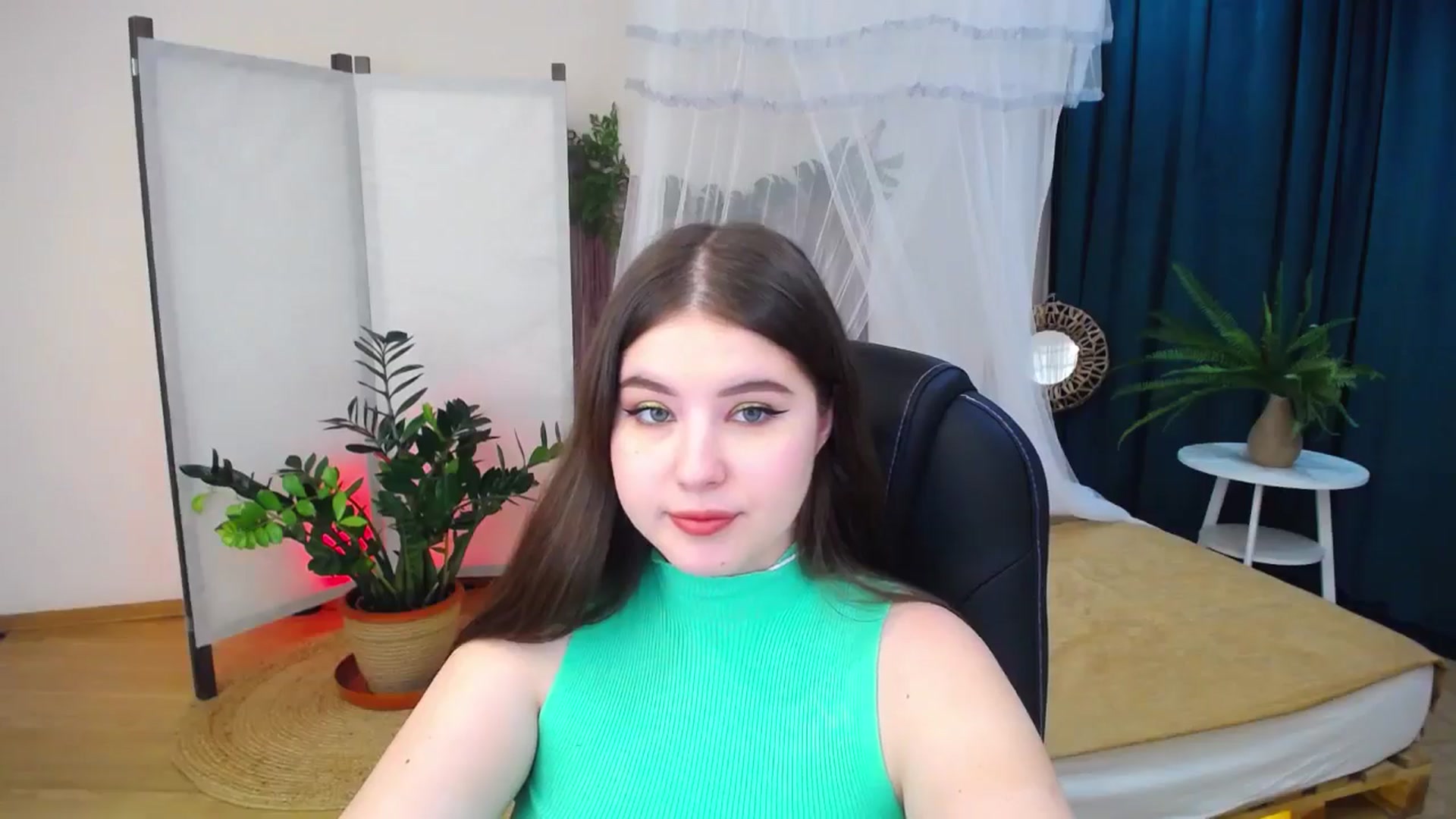 Gallery image thumbnail from AdmireMyEyes's myfreecams stream on, 09/09/2024, 19:47 image 20 of 20