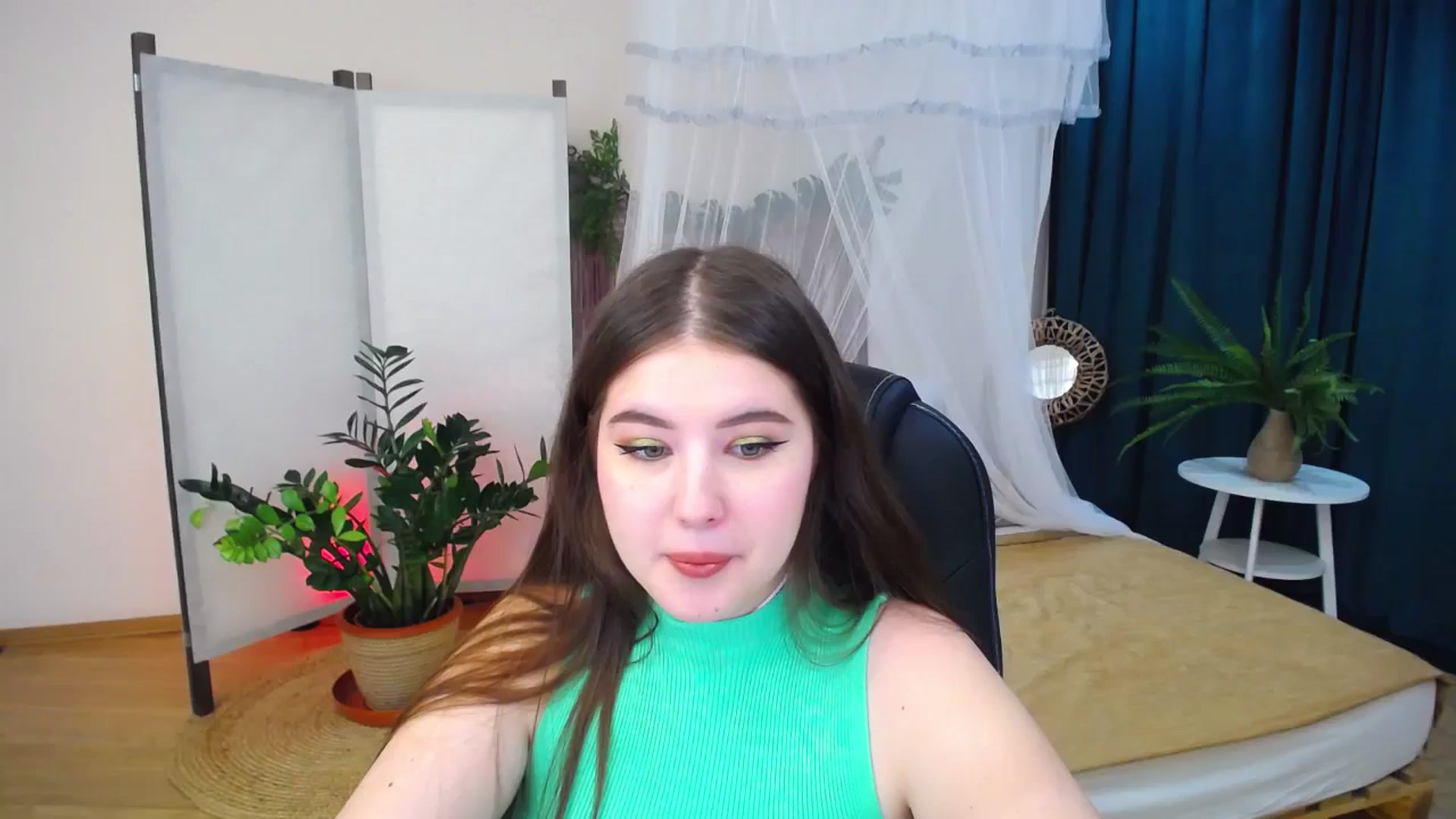 Gallery image thumbnail from AdmireMyEyes's myfreecams stream on, 09/09/2024, 19:47 image 9 of 20