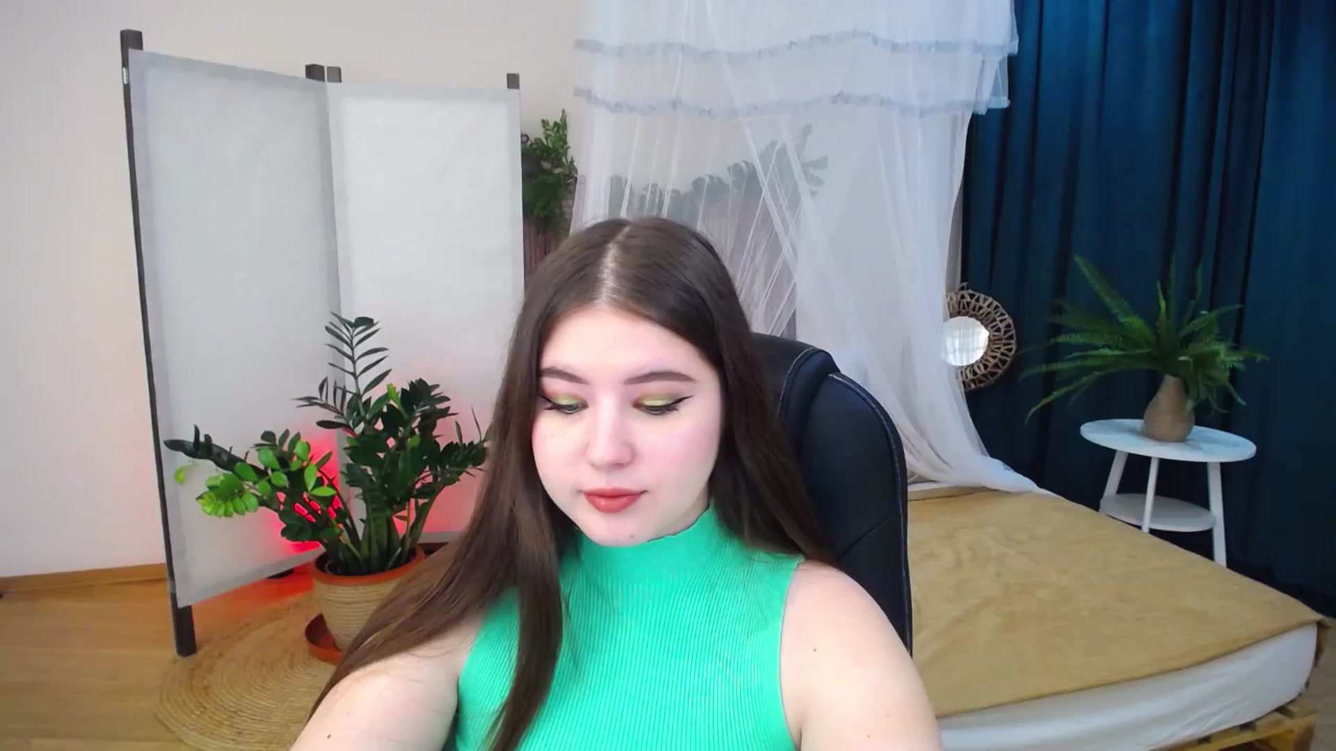 Gallery image thumbnail from AdmireMyEyes's myfreecams stream on, 09/09/2024, 19:47 image 3 of 20