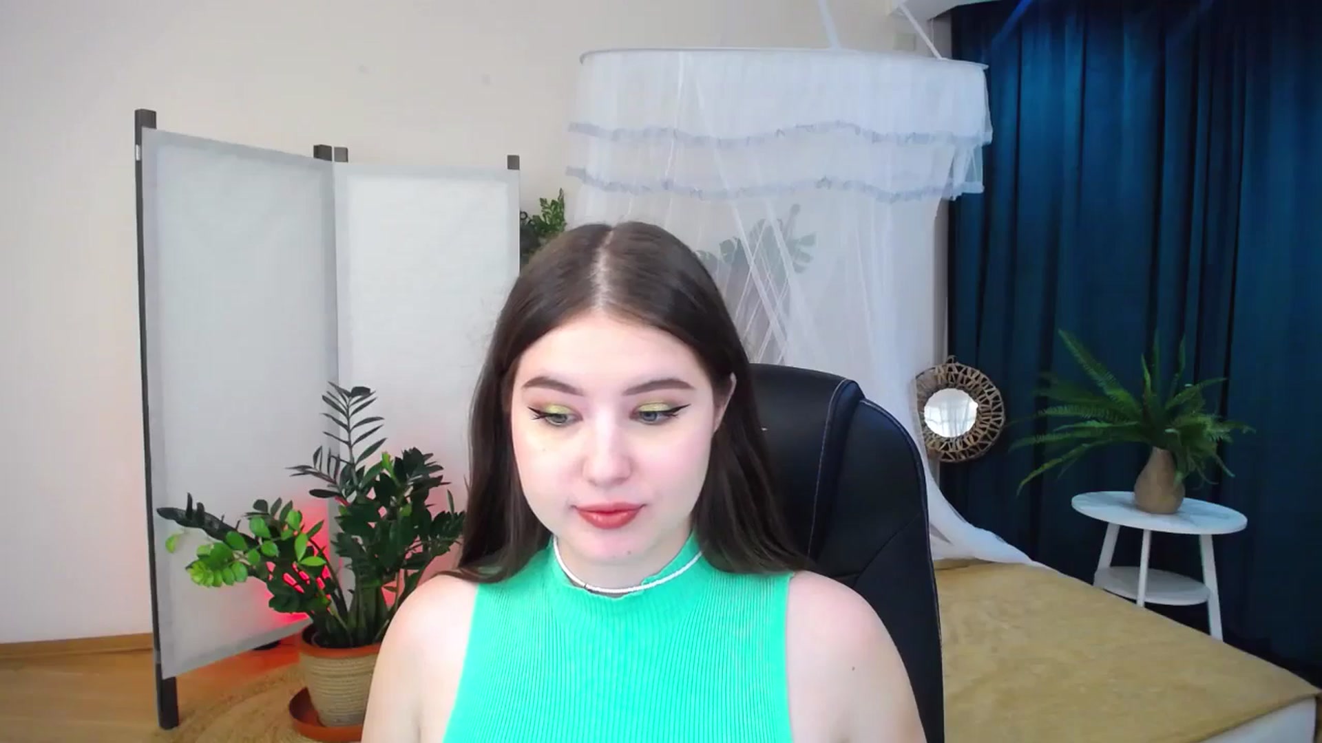 Gallery image thumbnail from AdmireMyEyes's myfreecams stream on, 09/09/2024, 20:38 image 14 of 20