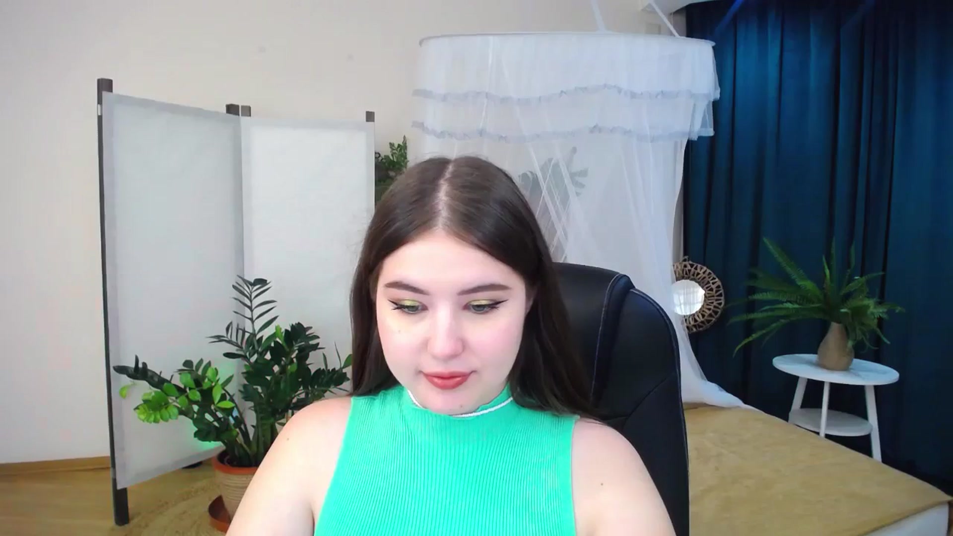 Gallery image thumbnail from AdmireMyEyes's myfreecams stream on, 09/09/2024, 20:38 image 5 of 20