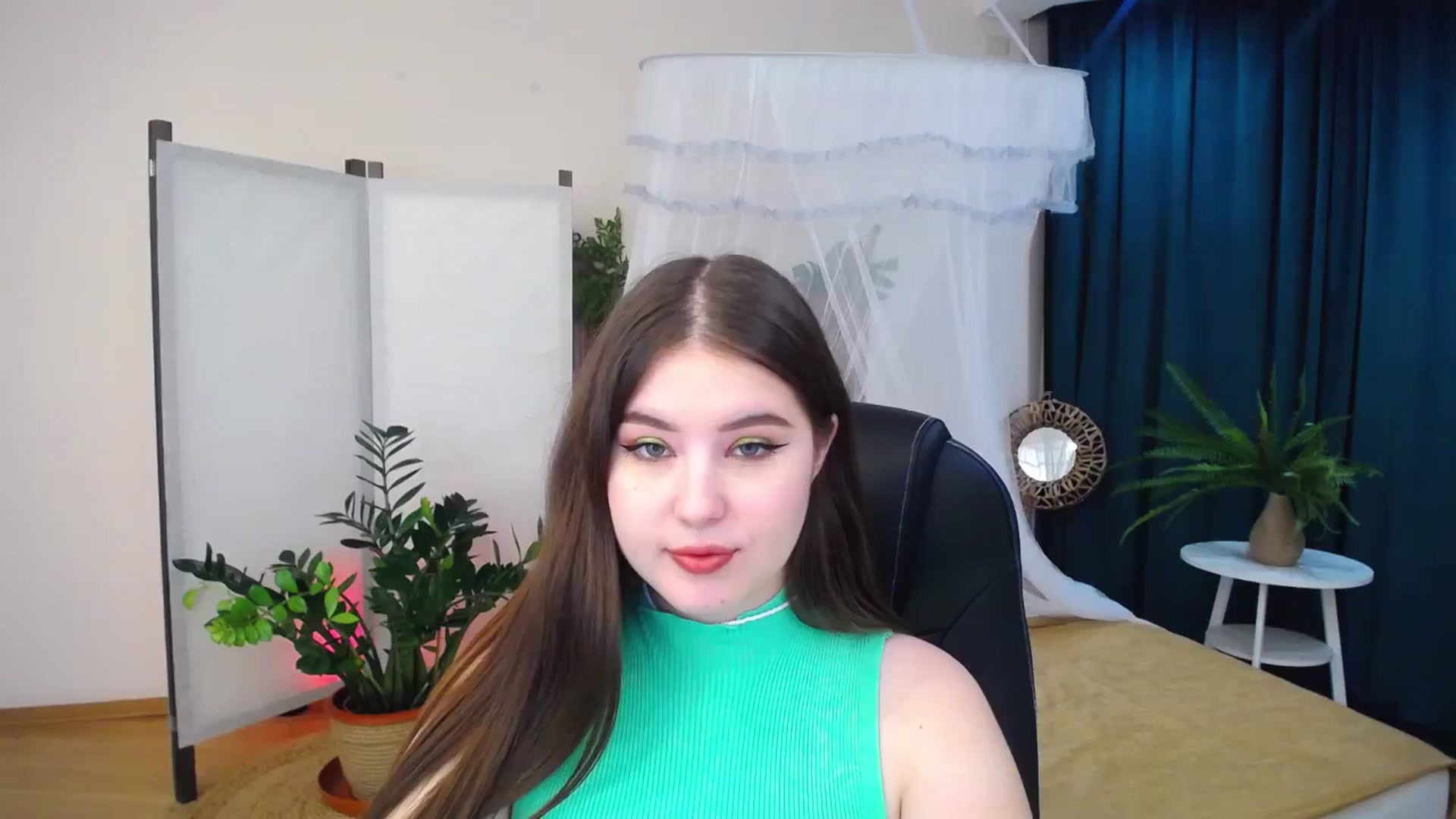 Gallery image thumbnail from AdmireMyEyes's myfreecams stream on, 09/09/2024, 20:38 image 16 of 20