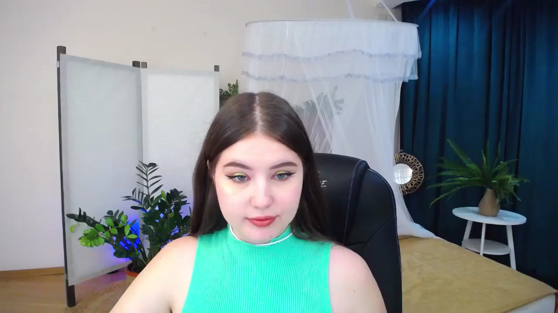 Gallery image thumbnail from AdmireMyEyes's myfreecams stream on, 09/09/2024, 20:38 image 6 of 20