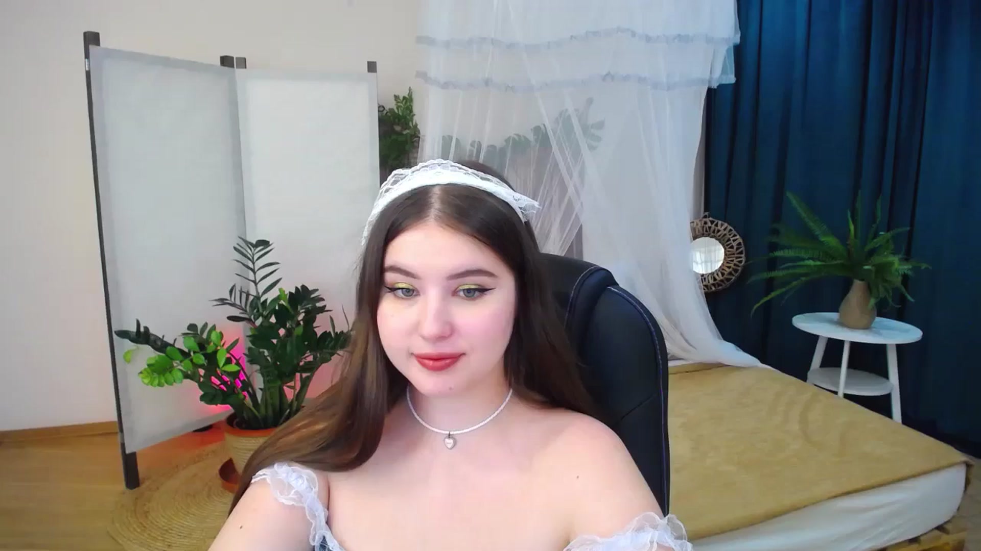 Gallery image thumbnail from AdmireMyEyes's myfreecams stream on, 09/09/2024, 23:47 image 11 of 20