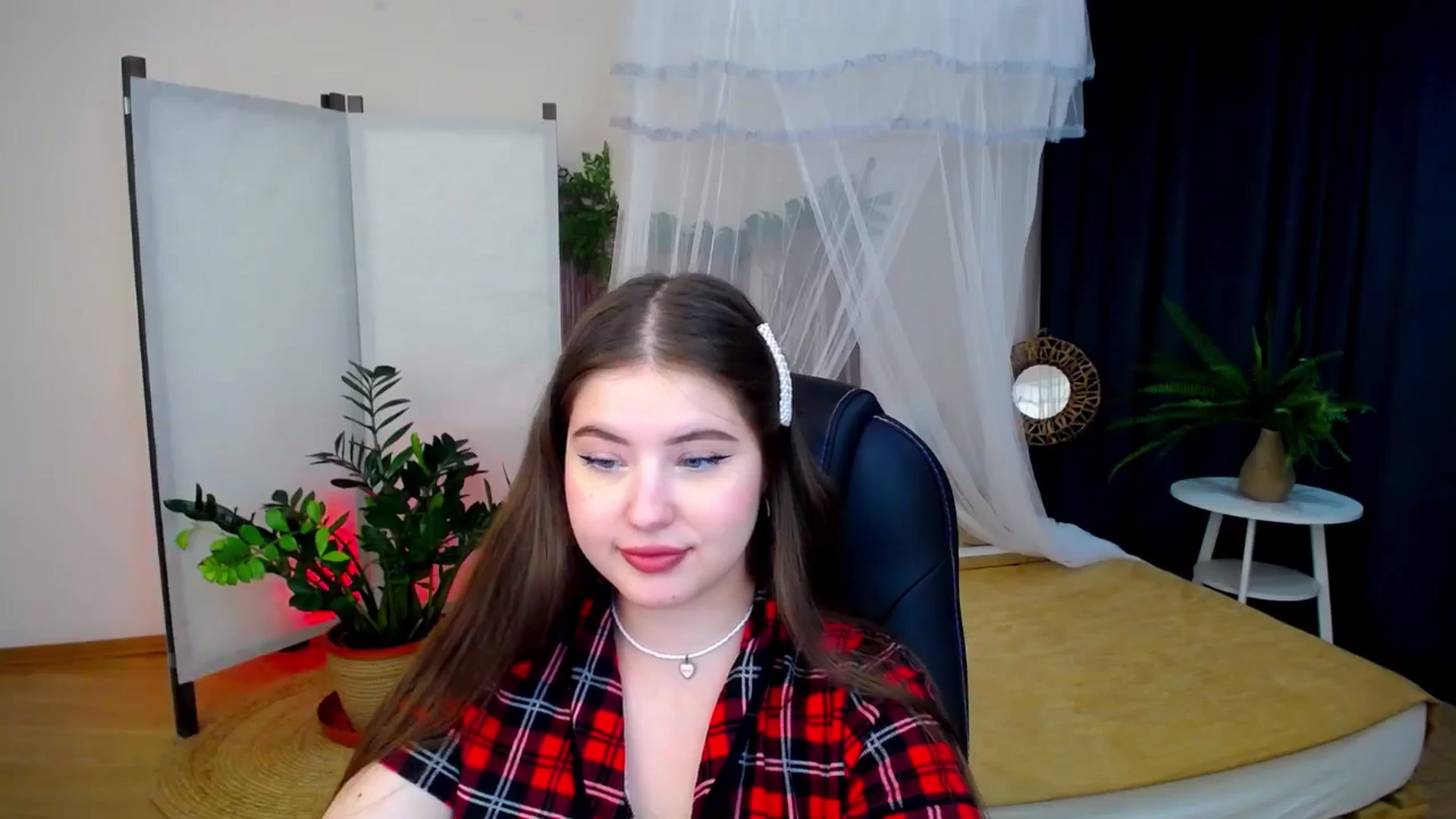 Gallery image thumbnail from AdmireMyEyes's myfreecams stream on, 09/10/2024, 23:48 image 15 of 20