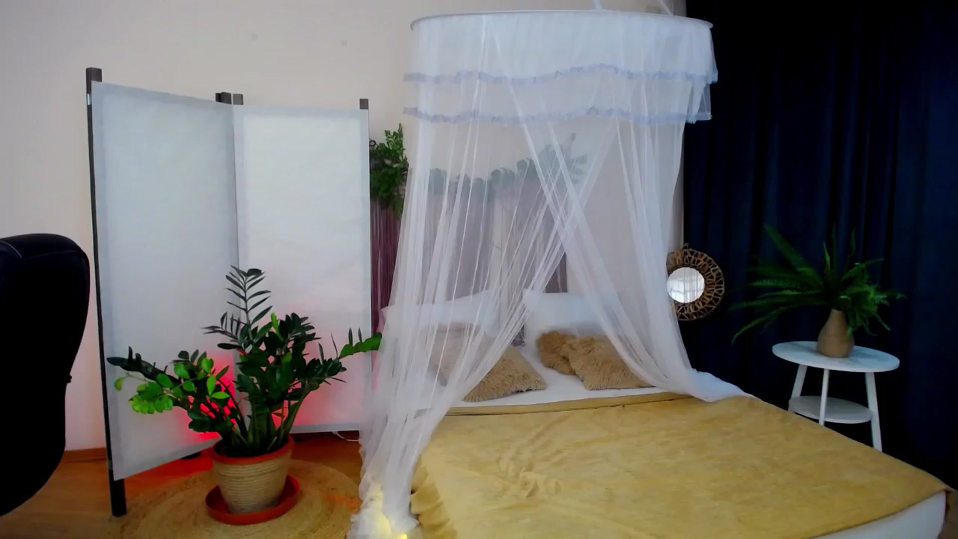 Gallery image thumbnail from AdmireMyEyes's myfreecams stream on, 09/10/2024, 23:48 image 9 of 20