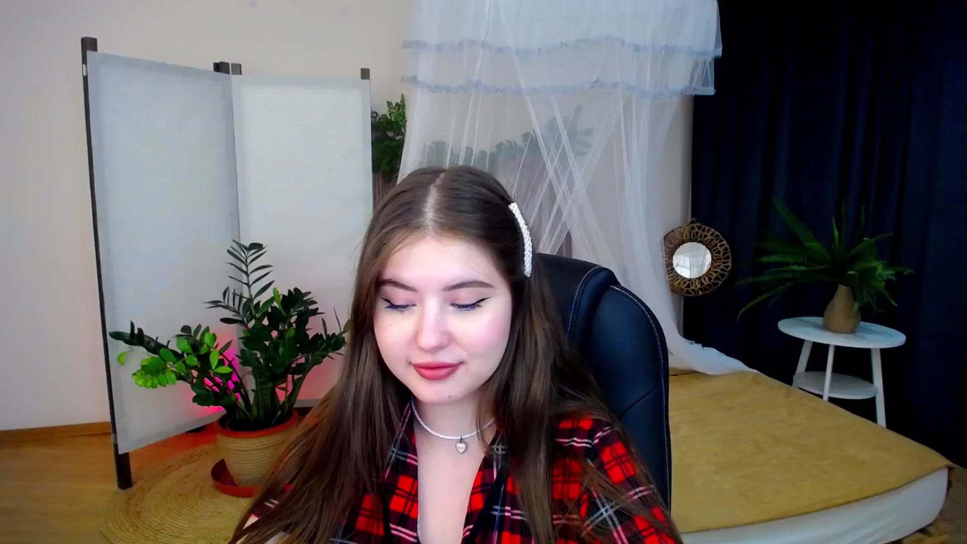 Gallery image thumbnail from AdmireMyEyes's myfreecams stream on, 09/10/2024, 23:48 image 18 of 20