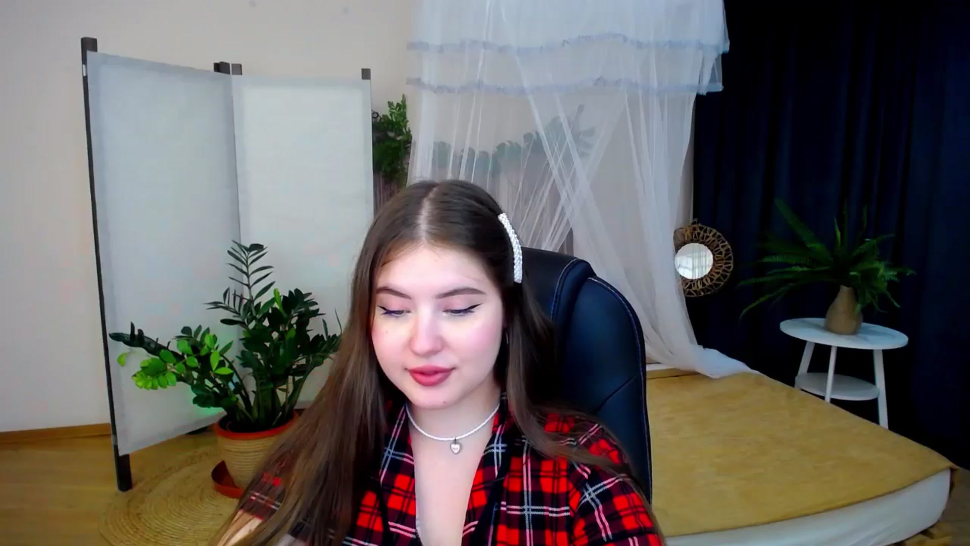 Gallery image thumbnail from AdmireMyEyes's myfreecams stream on, 09/10/2024, 23:48 image 14 of 20