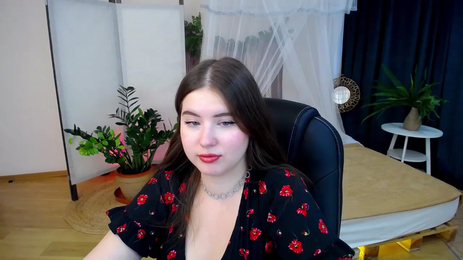 Gallery image thumbnail from AdmireMyEyes's myfreecams stream on, 09/14/2024, 09:49 image 8 of 20