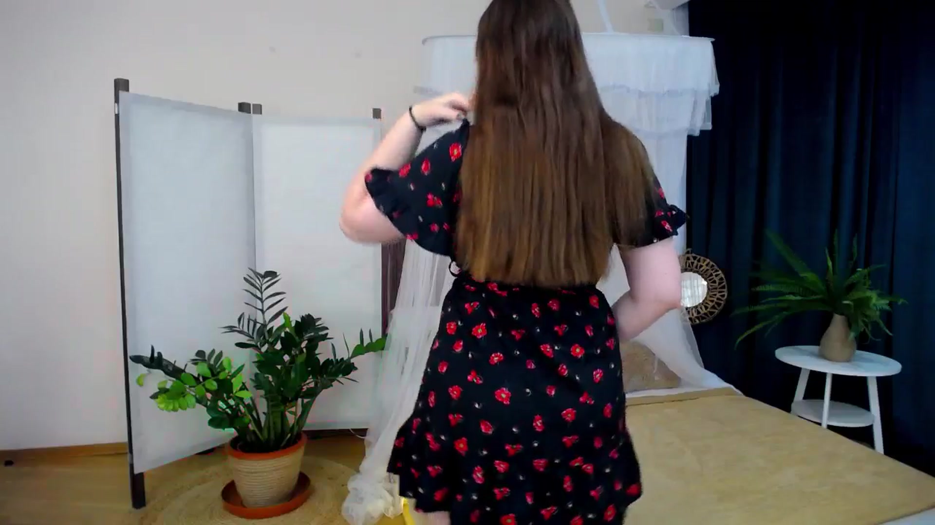 Gallery image thumbnail from AdmireMyEyes's myfreecams stream on, 09/14/2024, 09:49 image 3 of 20
