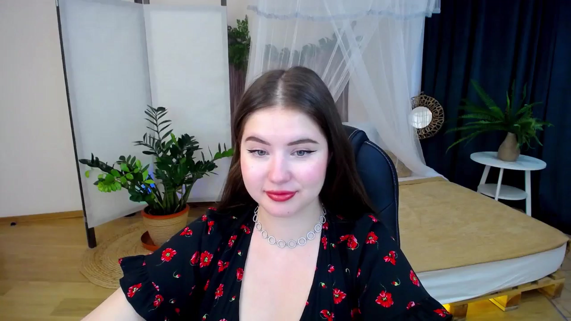 Gallery image thumbnail from AdmireMyEyes's myfreecams stream on, 09/14/2024, 09:49 image 6 of 20