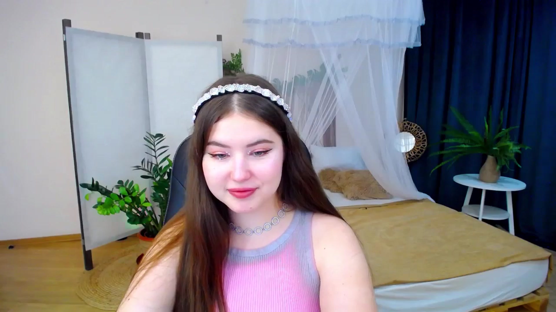 Gallery image thumbnail from AdmireMyEyes's myfreecams stream on, 09/16/2024, 18:59 image 11 of 20