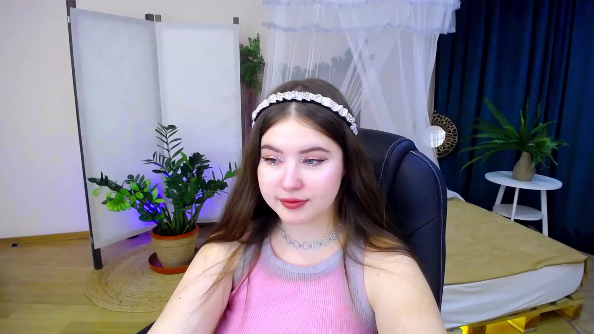 Gallery image thumbnail from AdmireMyEyes's myfreecams stream on, 09/16/2024, 19:34 image 1 of 20