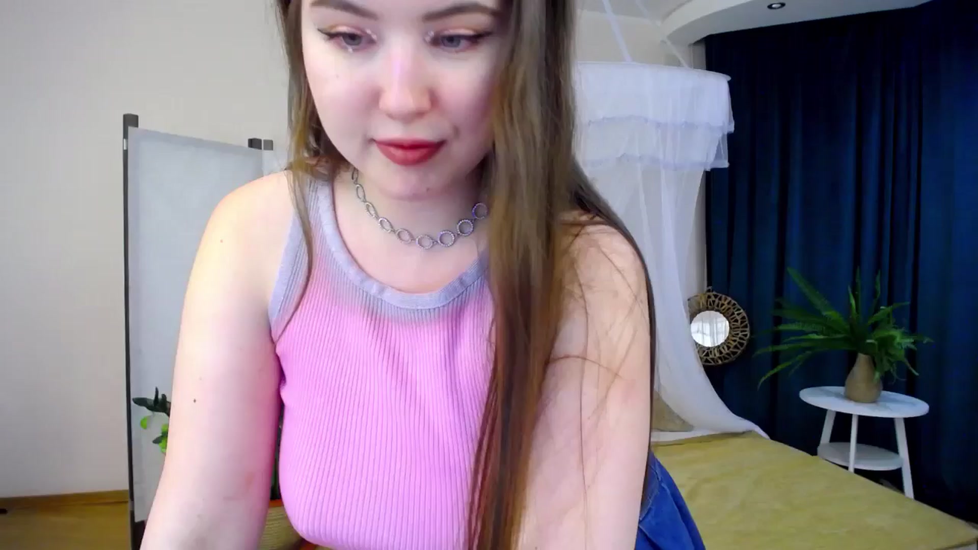 Gallery image thumbnail from AdmireMyEyes's myfreecams stream on, 09/17/2024, 04:30 image 15 of 20