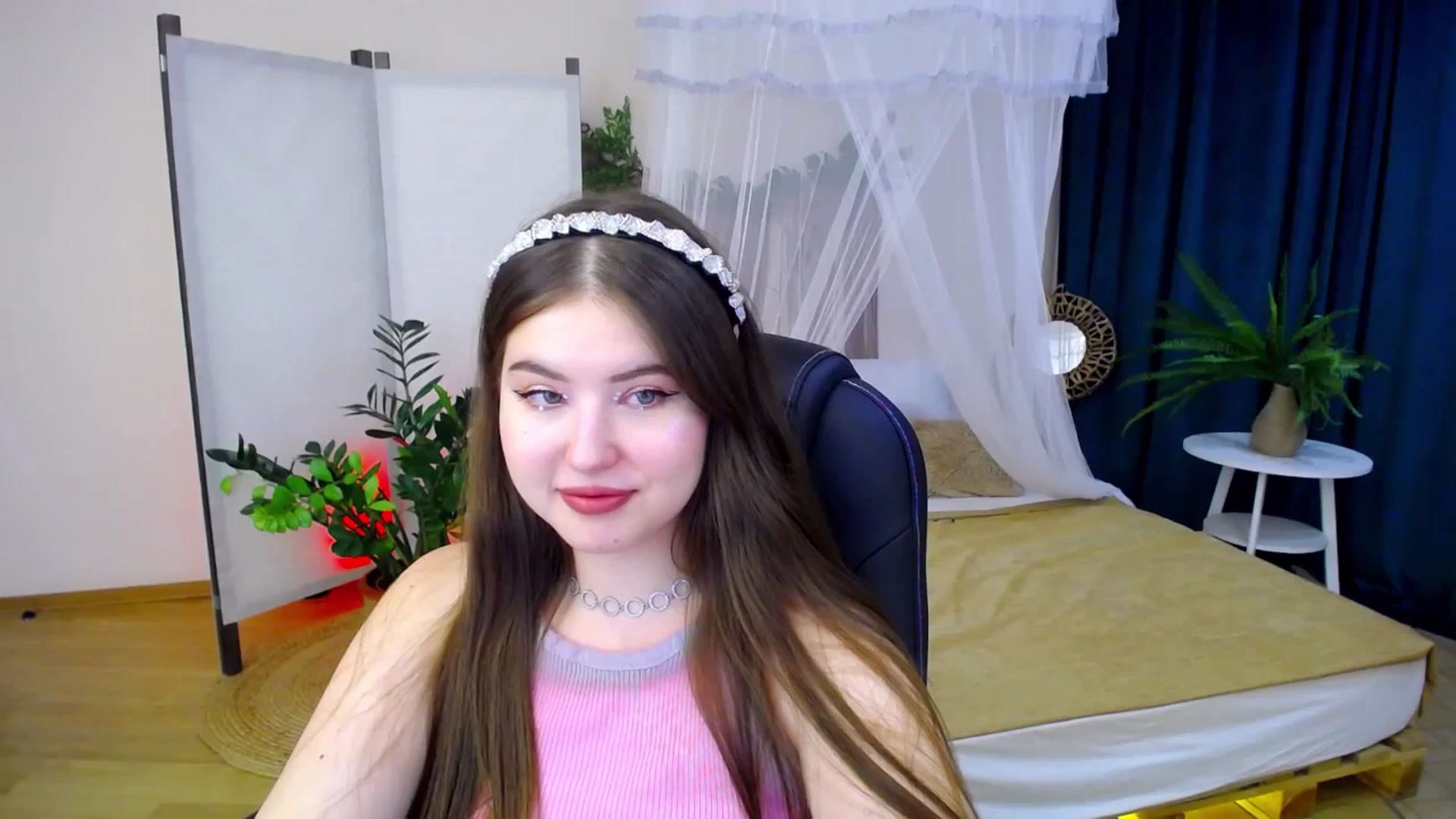 Gallery image thumbnail from AdmireMyEyes's myfreecams stream on, 09/17/2024, 04:30 image 8 of 20